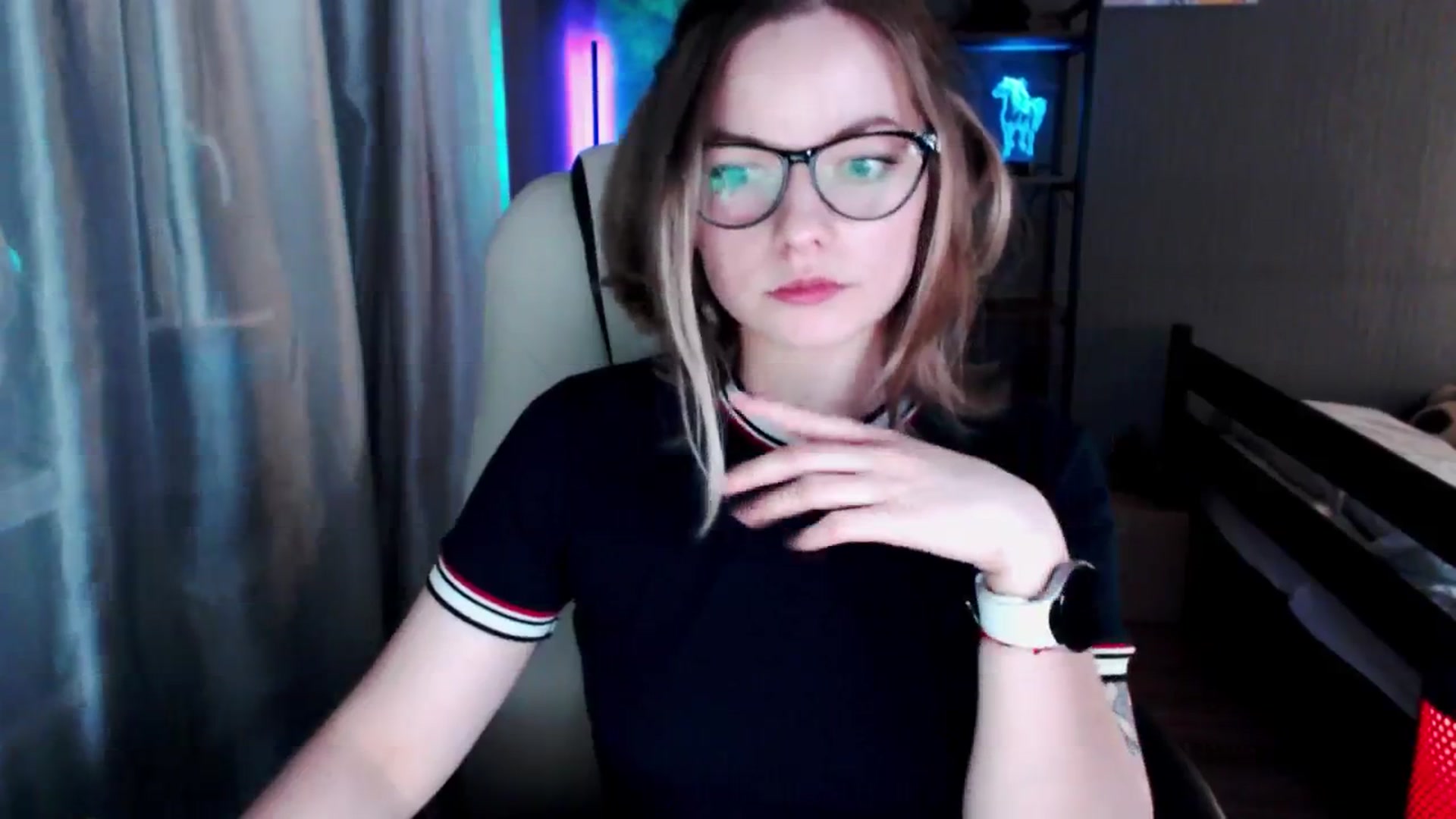 Gallery image thumbnail from MewTwo's myfreecams stream on, 05/29/2024, 22:49 image 19 of 20