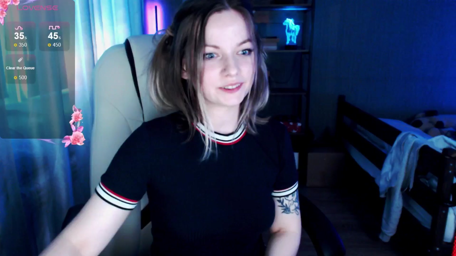 Gallery image thumbnail from MewTwo's myfreecams stream on, 05/30/2024, 04:31 image 19 of 20