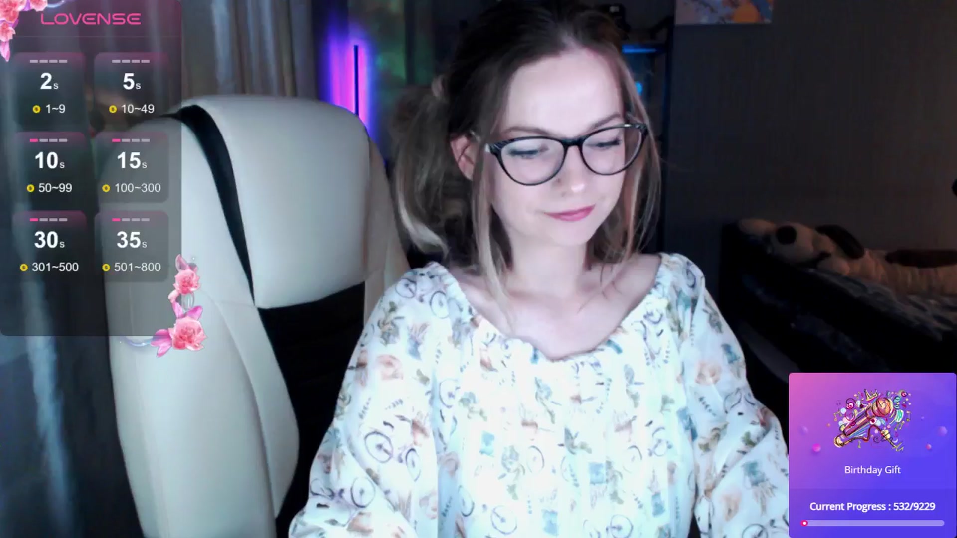 Gallery image thumbnail from MewTwo's myfreecams stream on, 06/20/2024, 23:50 image 5 of 20