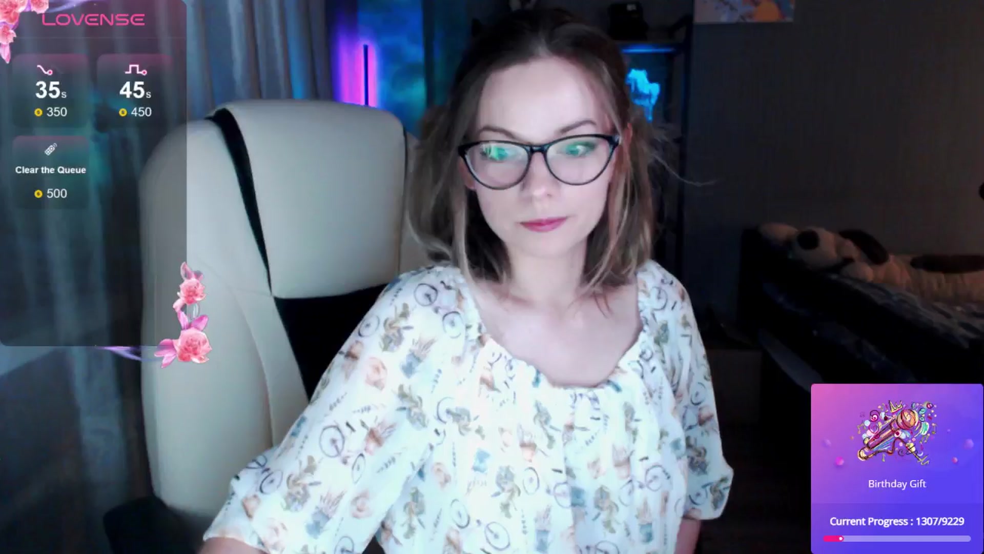 Gallery image thumbnail from MewTwo's myfreecams stream on, 06/20/2024, 23:50 image 12 of 20