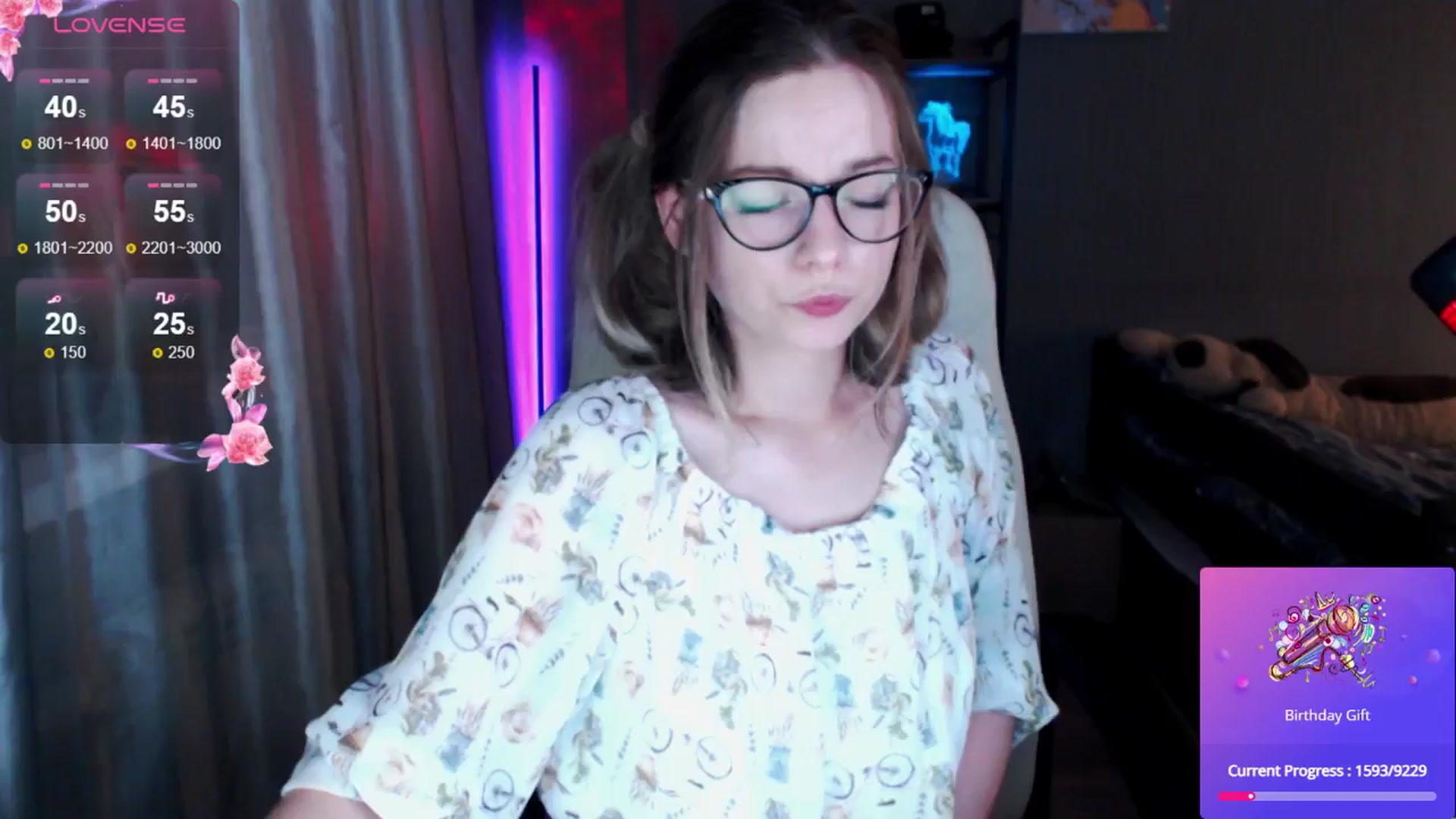 Gallery image thumbnail from MewTwo's myfreecams stream on, 06/20/2024, 23:50 image 20 of 20