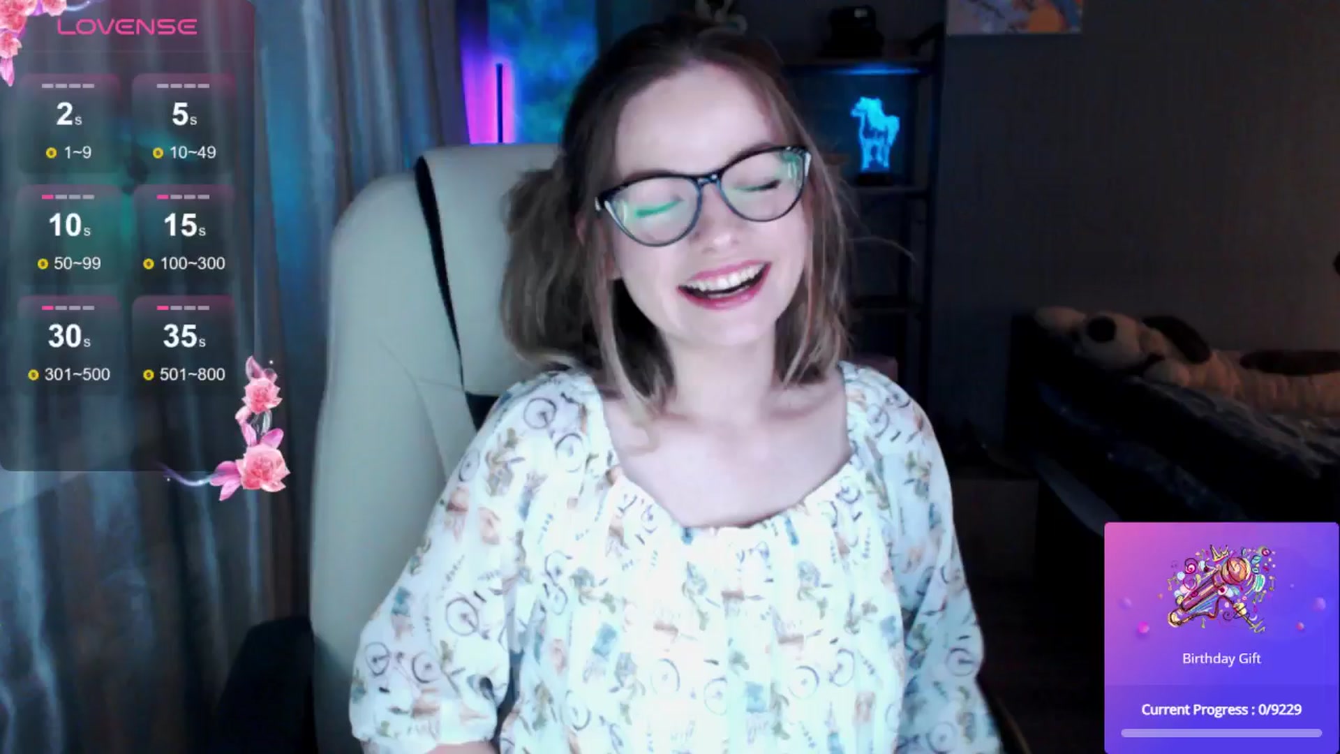 Gallery image thumbnail from MewTwo's myfreecams stream on, 06/20/2024, 23:50 image 1 of 20