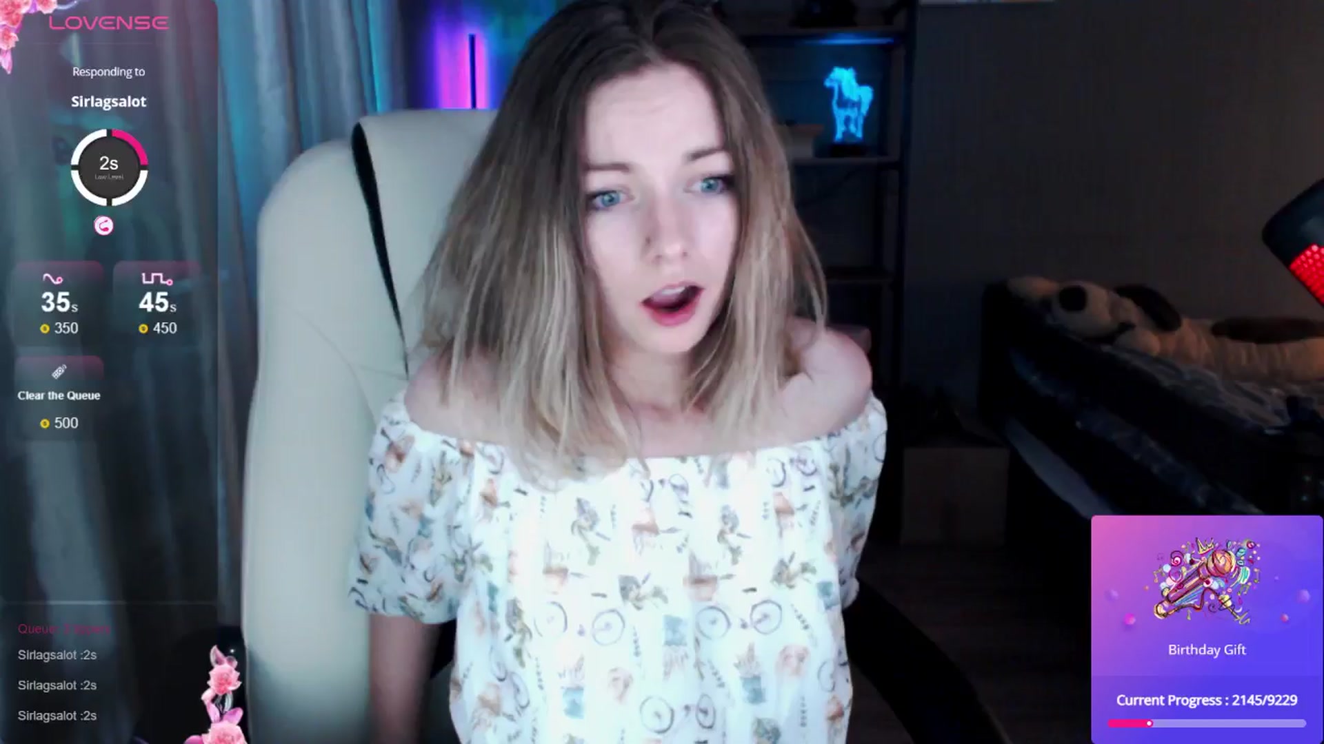 Gallery image thumbnail from MewTwo's myfreecams stream on, 06/21/2024, 02:13 image 3 of 20