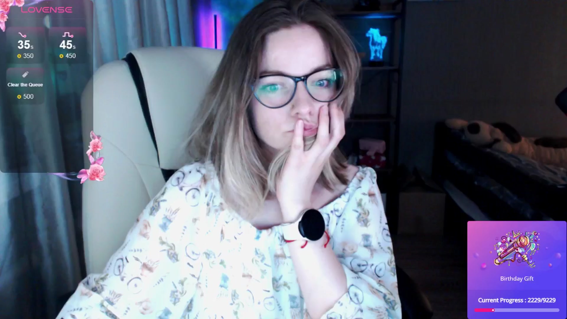 Gallery image thumbnail from MewTwo's myfreecams stream on, 06/21/2024, 02:13 image 14 of 20