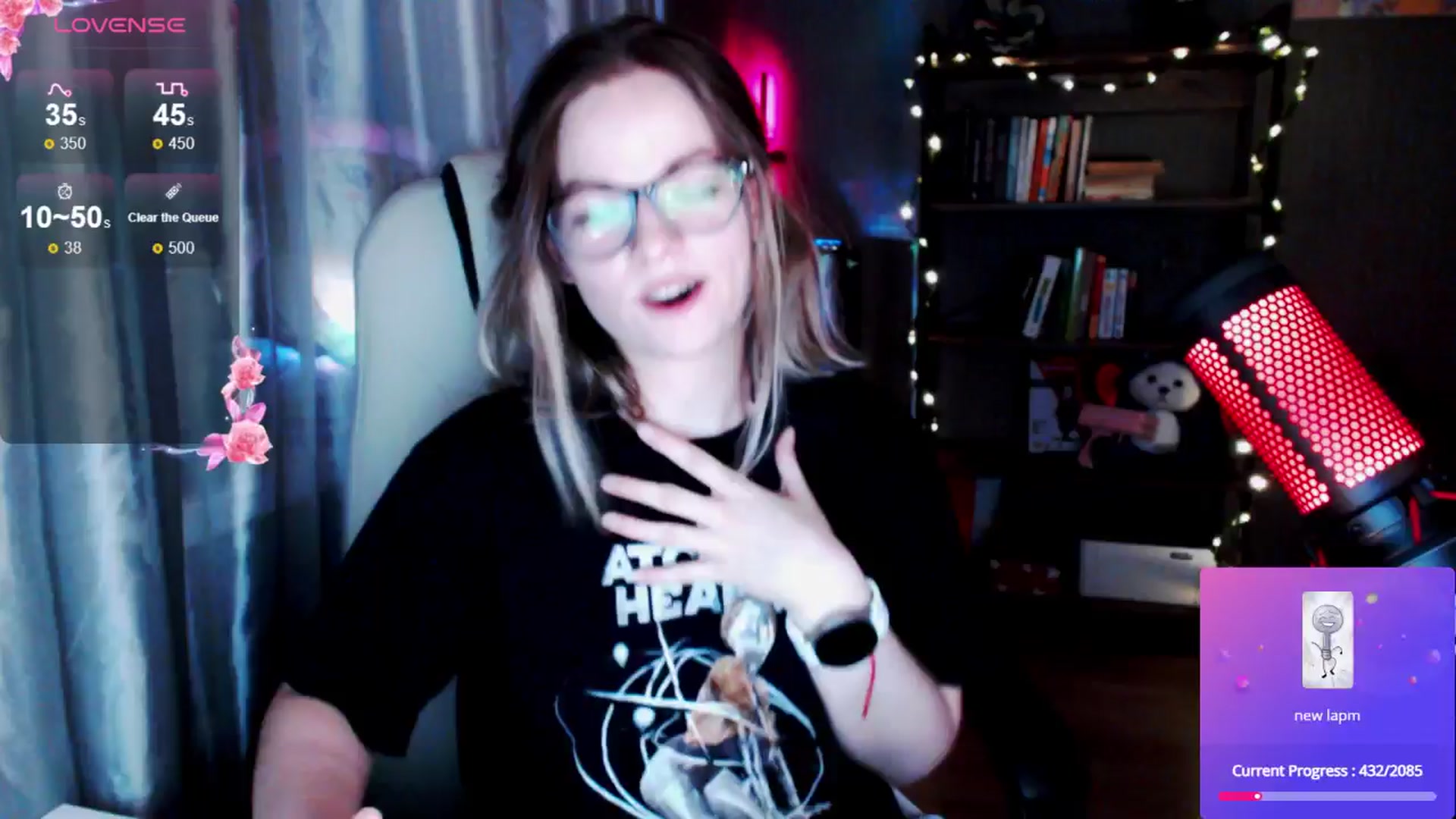 Gallery image thumbnail from MewTwo's myfreecams stream on, 07/06/2024, 01:16 image 10 of 20