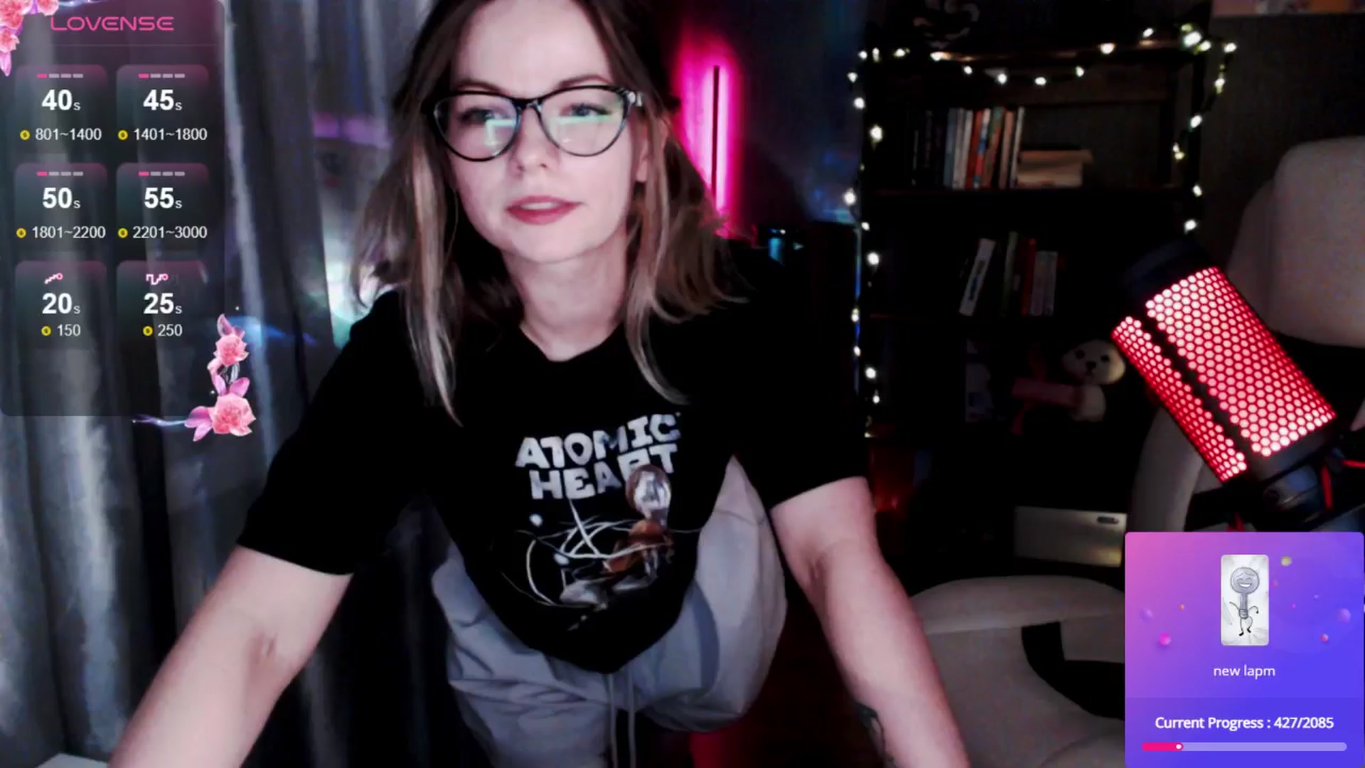 Gallery image thumbnail from MewTwo's myfreecams stream on, 07/06/2024, 01:16 image 9 of 20