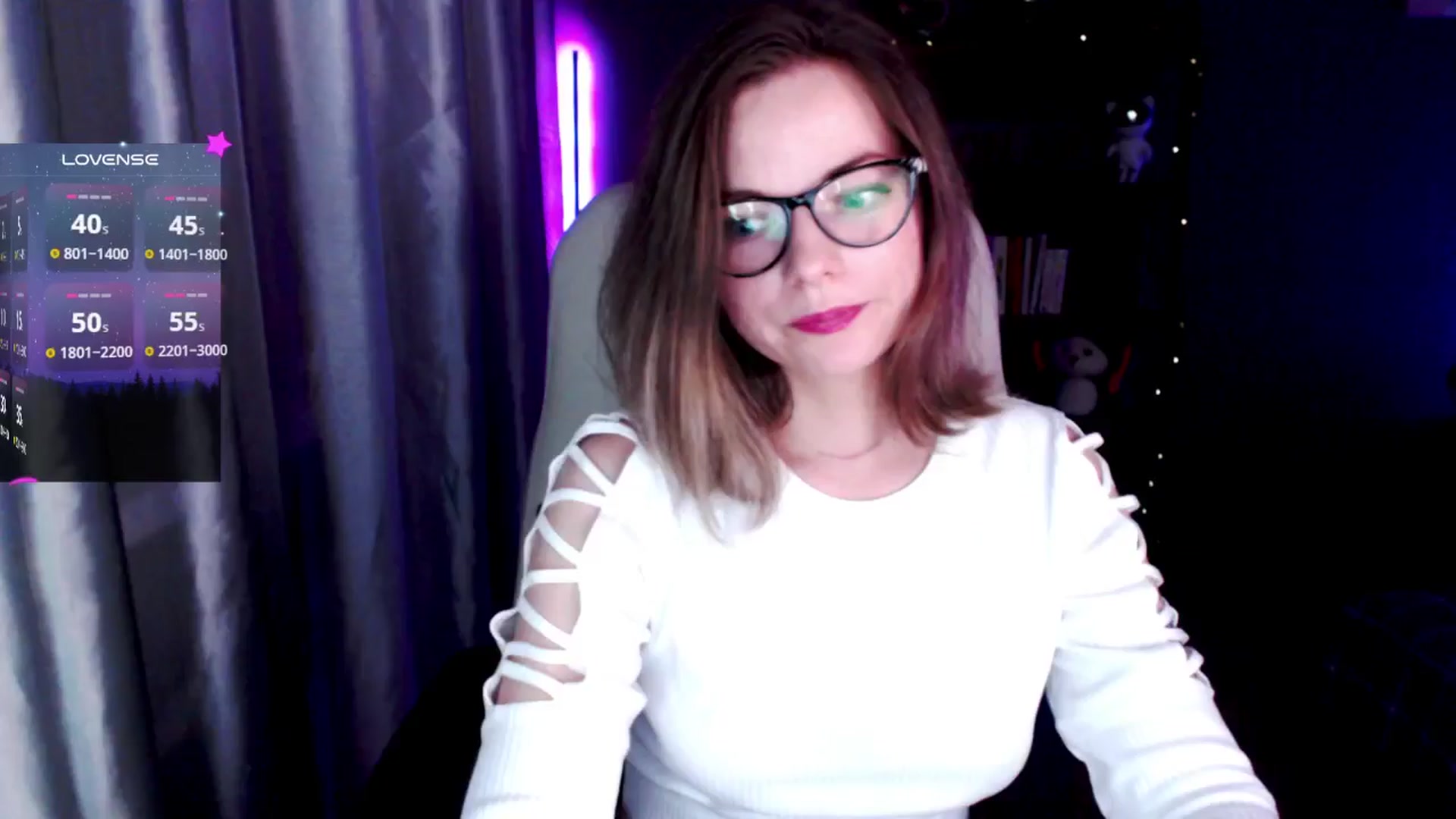 Gallery image thumbnail from MewTwo's myfreecams stream on, 10/22/2024, 24:00 image 8 of 20