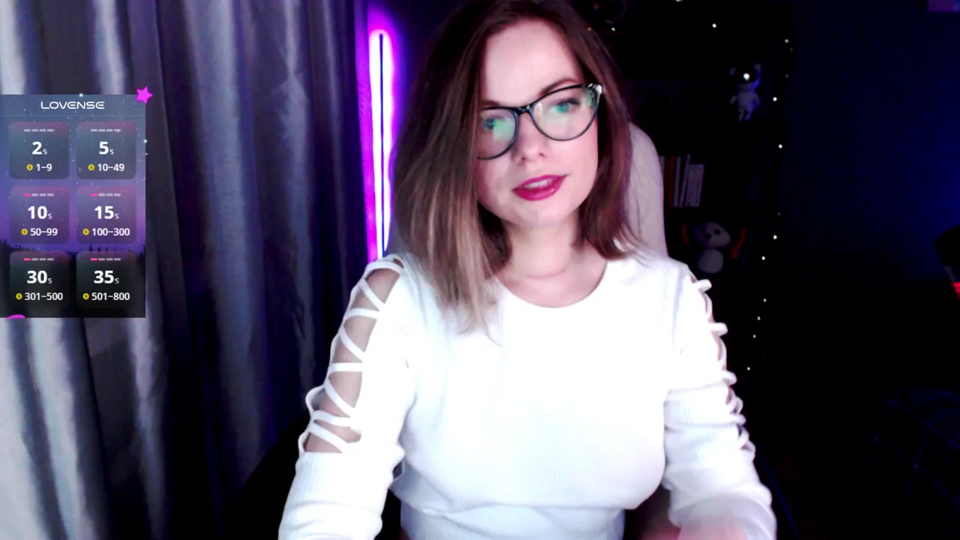 Gallery image thumbnail from MewTwo's myfreecams stream on, 10/22/2024, 24:00 image 18 of 20