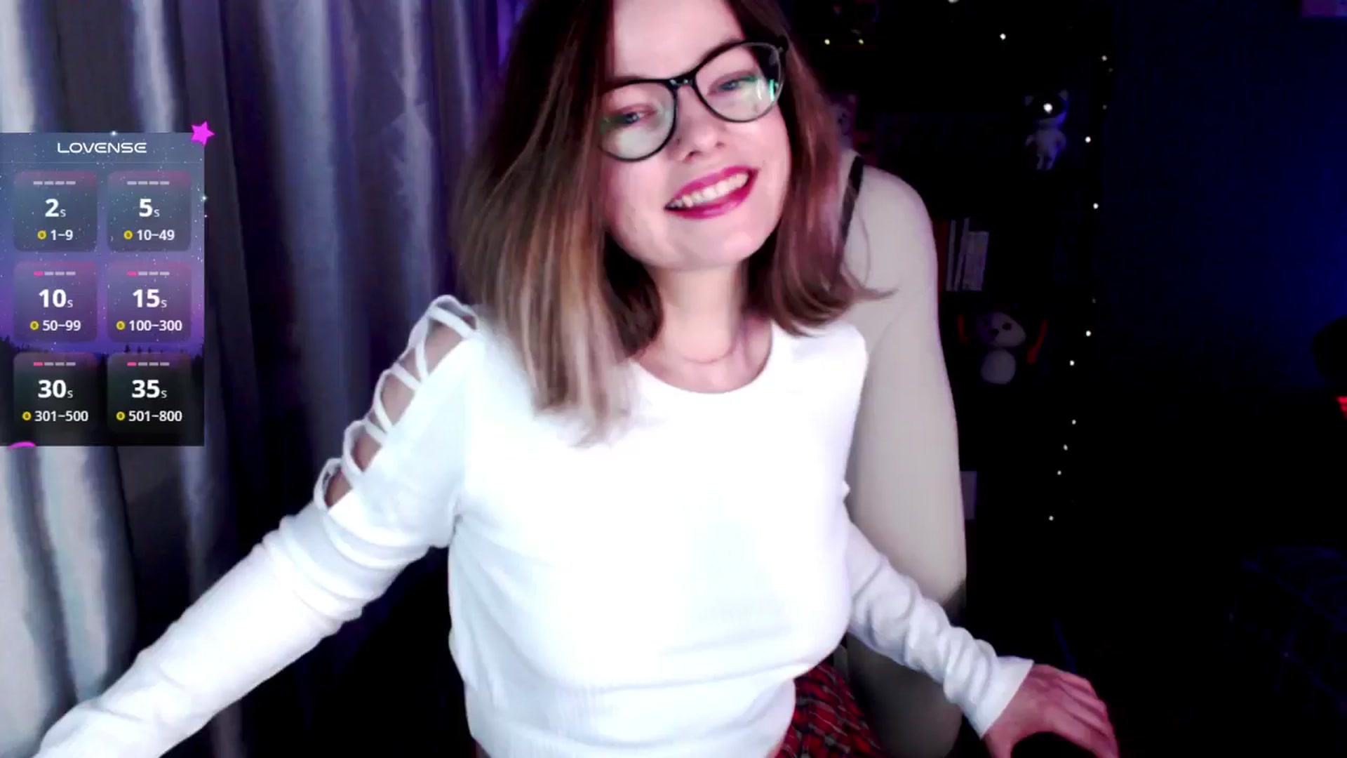 Gallery image thumbnail from MewTwo's myfreecams stream on, 10/22/2024, 24:00 image 16 of 20