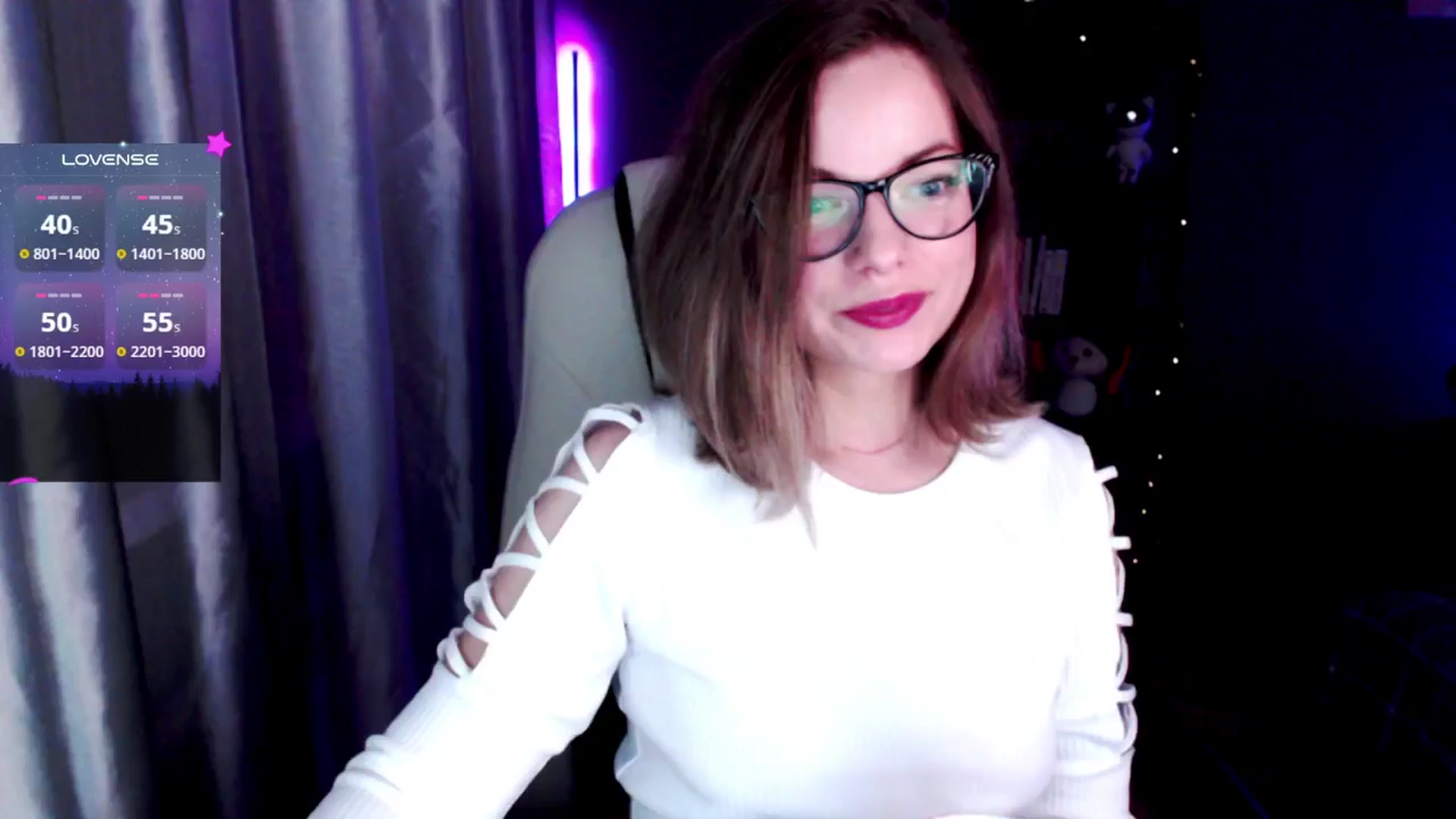 Gallery image thumbnail from MewTwo's myfreecams stream on, 10/22/2024, 24:00 image 1 of 20