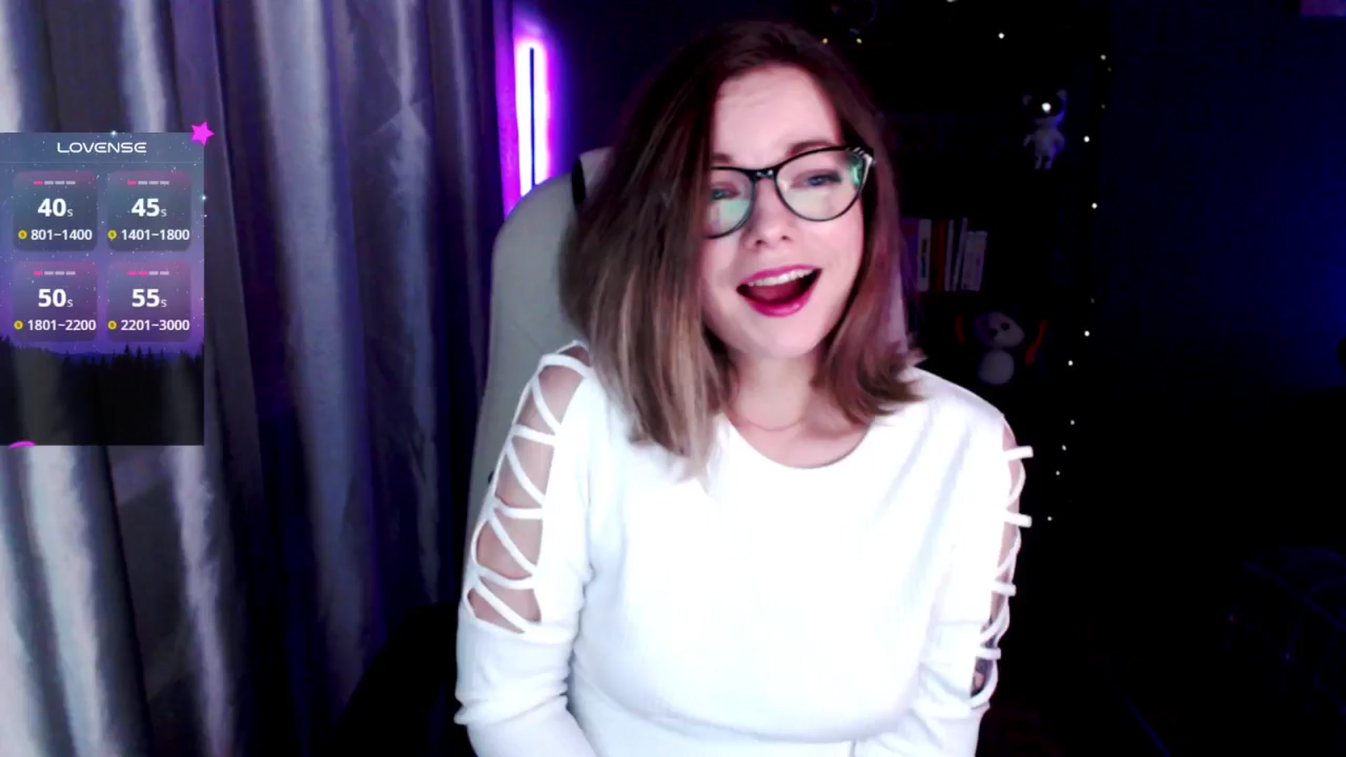 Gallery image thumbnail from MewTwo's myfreecams stream on, 10/22/2024, 24:00 image 4 of 20