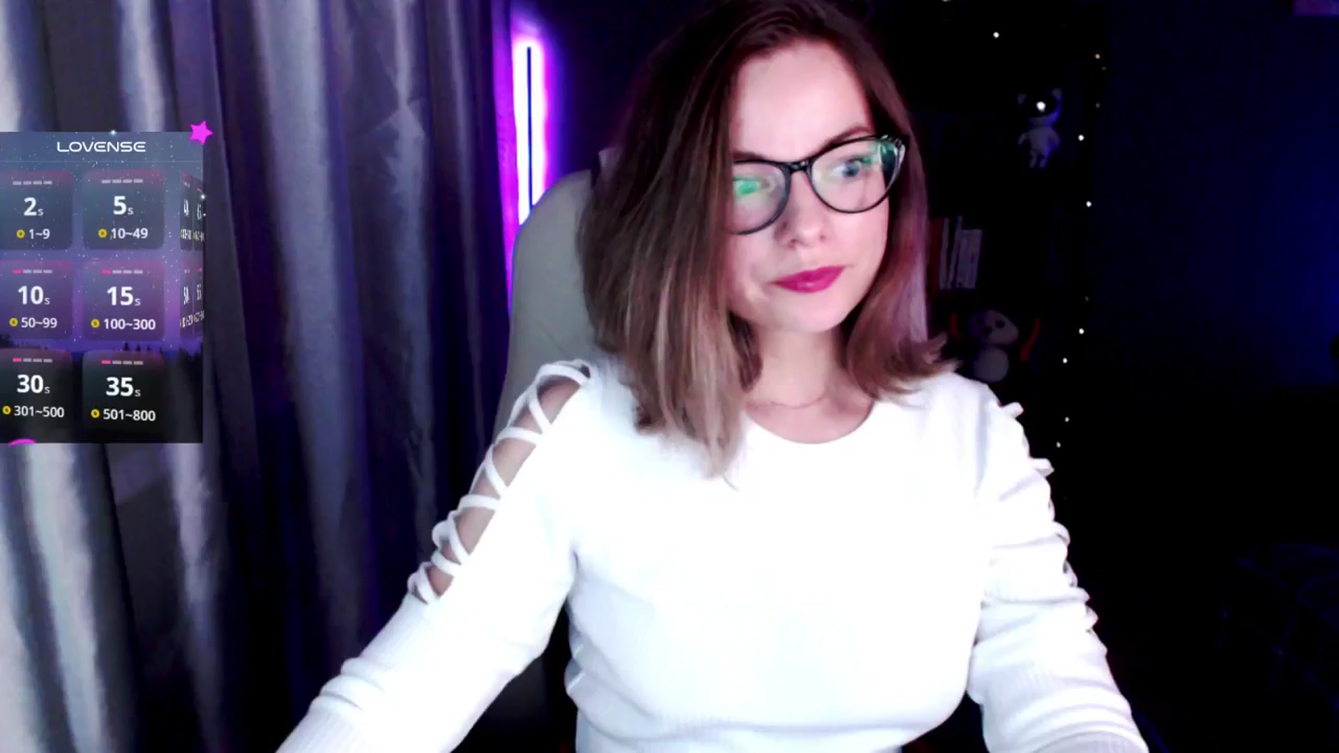 Gallery image thumbnail from MewTwo's myfreecams stream on, 10/22/2024, 24:00 image 10 of 20