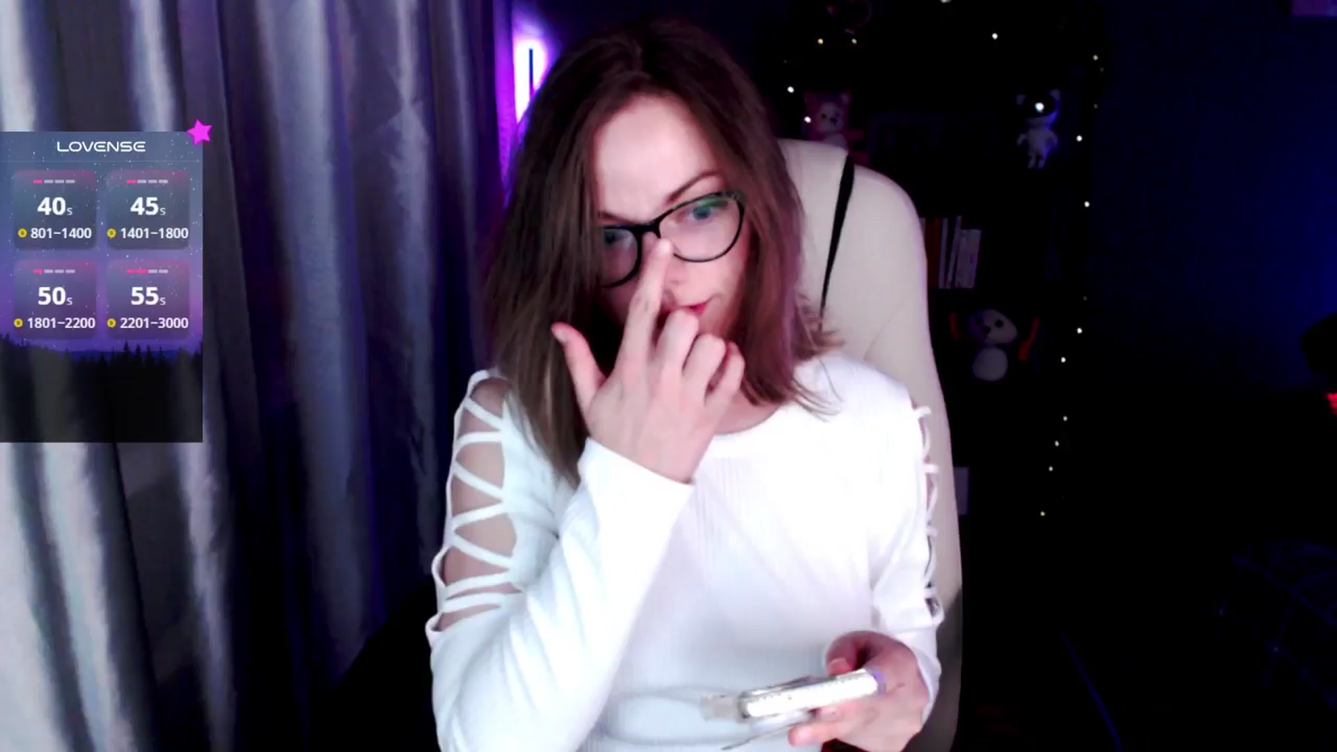 Gallery image thumbnail from MewTwo's myfreecams stream on, 10/22/2024, 24:29 image 1 of 20