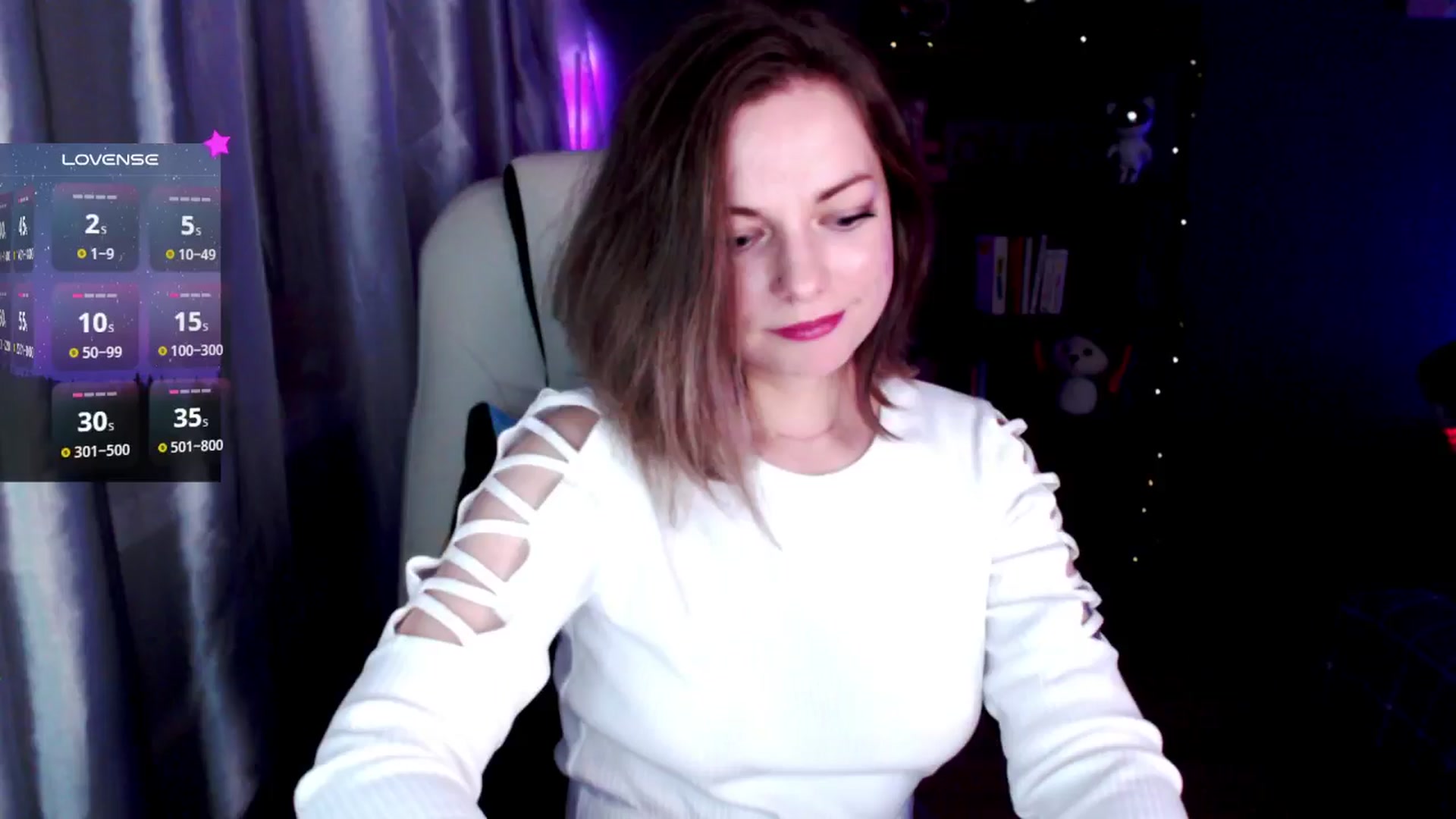 Gallery image thumbnail from MewTwo's myfreecams stream on, 10/22/2024, 24:29 image 13 of 20