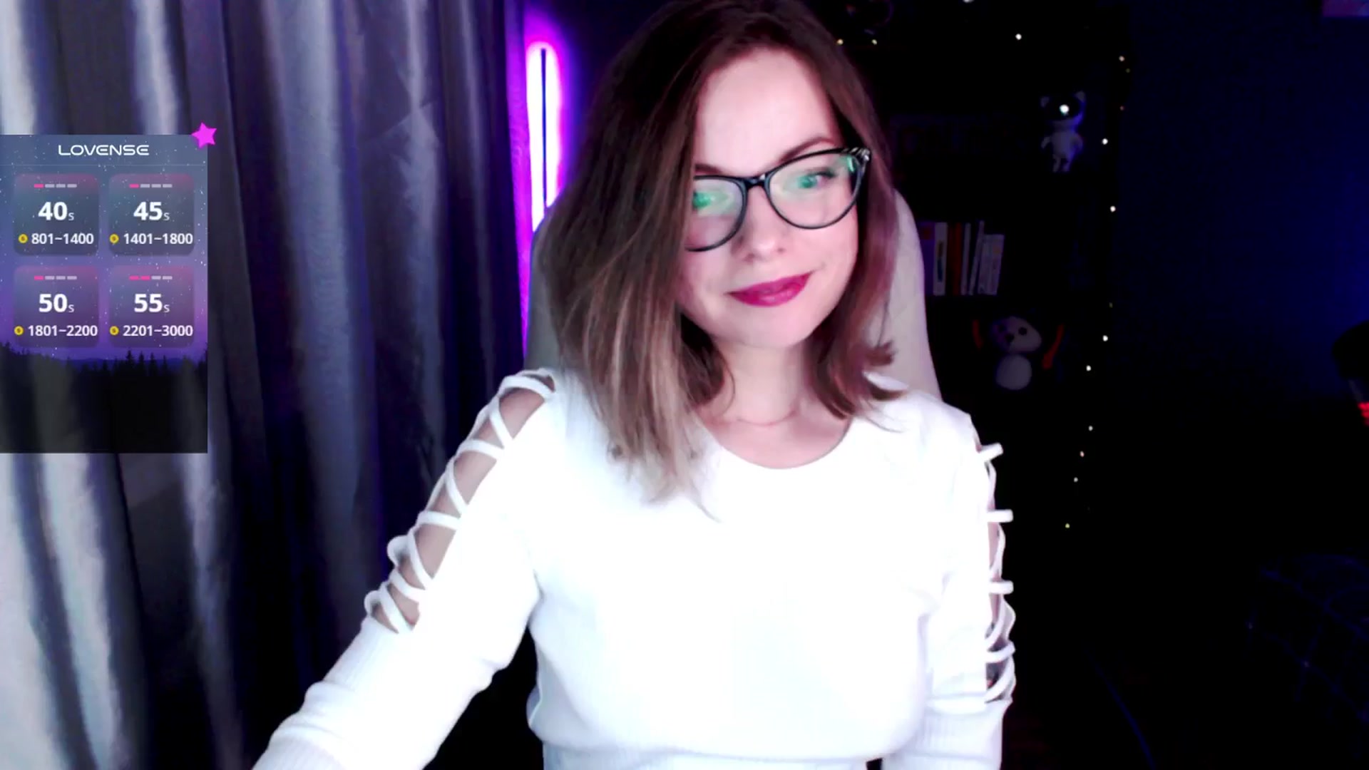 Gallery image thumbnail from MewTwo's myfreecams stream on, 10/22/2024, 24:29 image 5 of 20