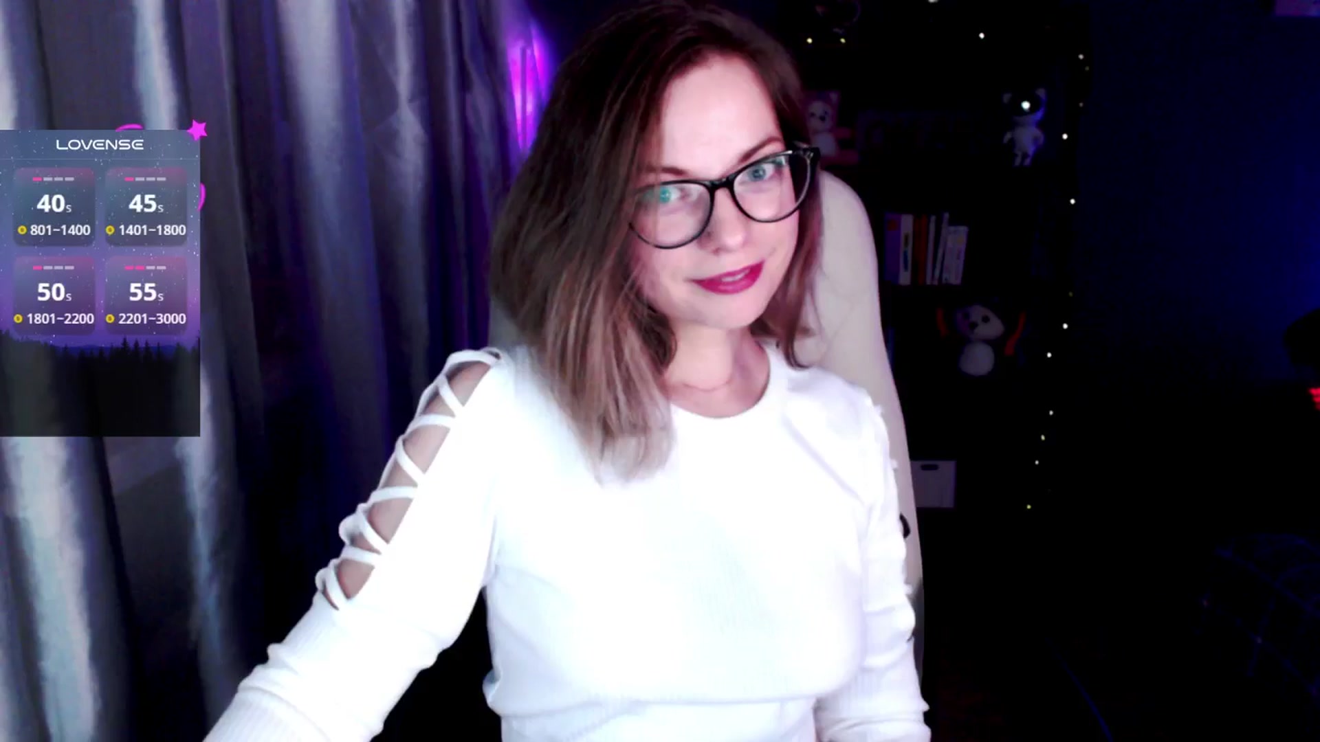 Gallery image thumbnail from MewTwo's myfreecams stream on, 10/22/2024, 24:29 image 15 of 20