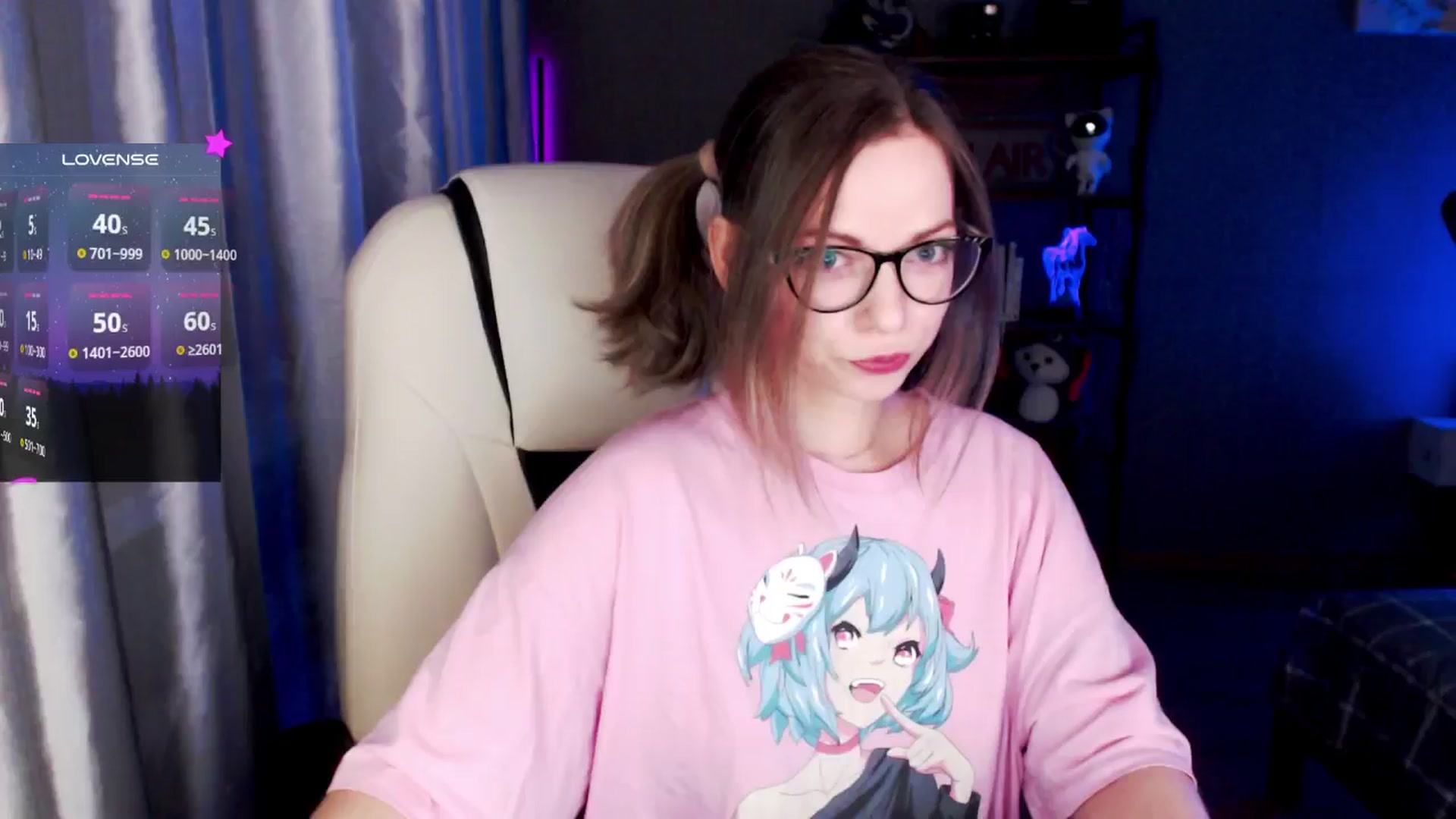 Gallery image thumbnail from MewTwo's myfreecams stream on, 10/22/2024, 23:45 image 6 of 20