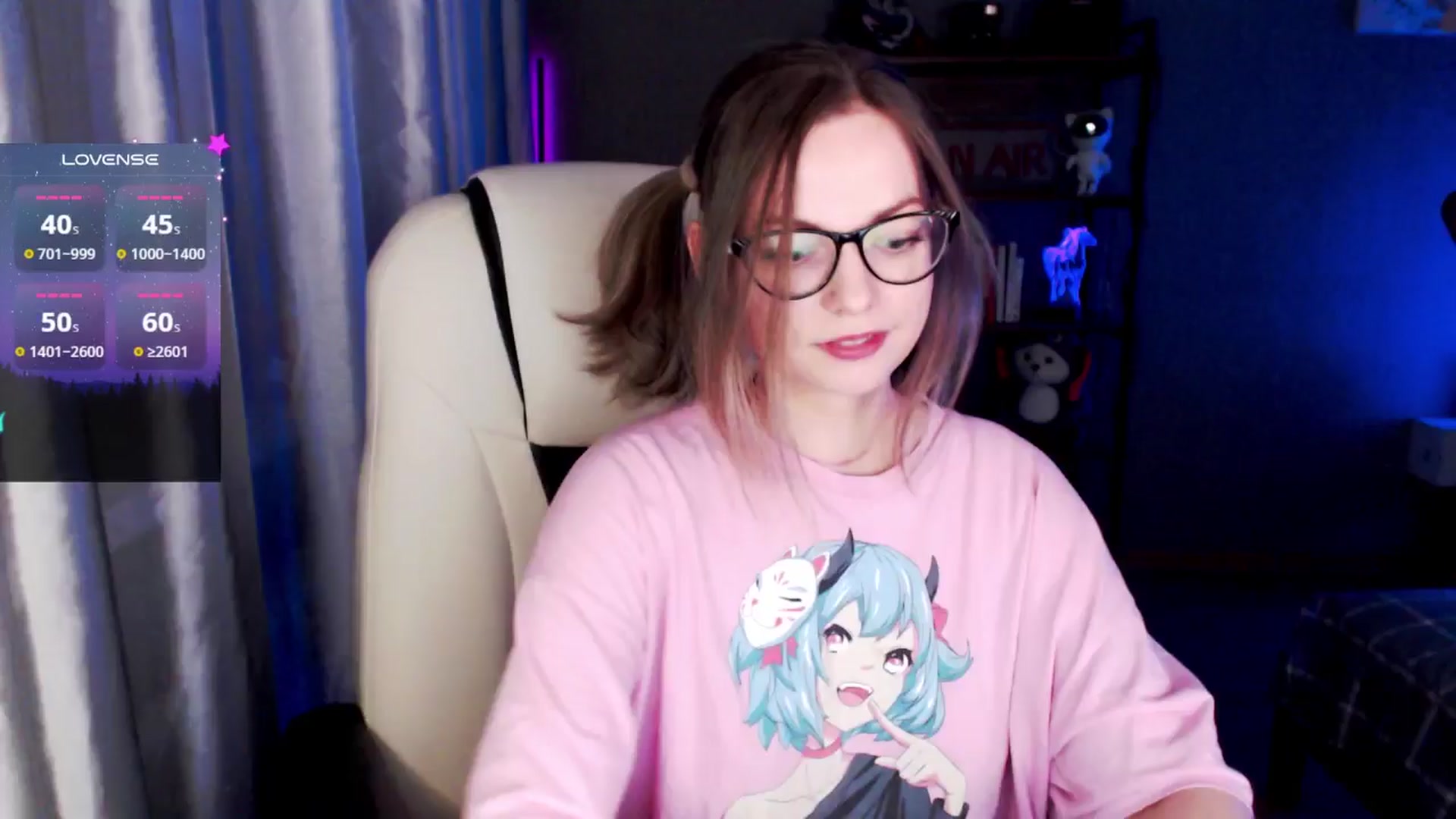 Gallery image thumbnail from MewTwo's myfreecams stream on, 10/22/2024, 23:45 image 9 of 20