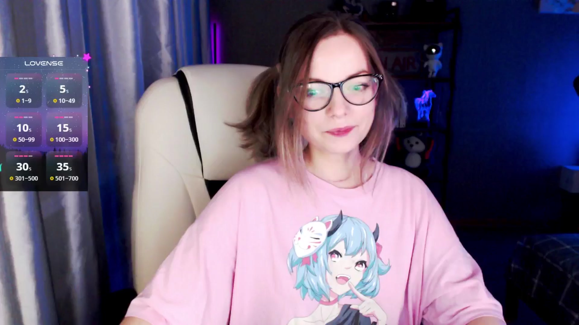 Gallery image thumbnail from MewTwo's myfreecams stream on, 10/22/2024, 23:45 image 7 of 20