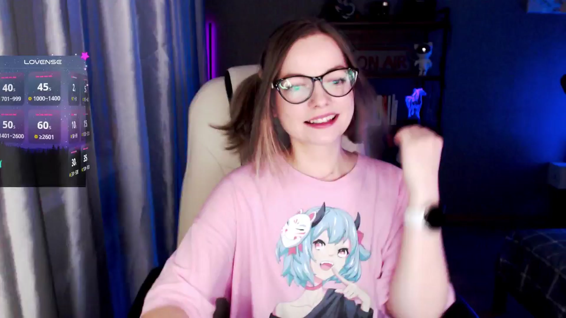 Gallery image thumbnail from MewTwo's myfreecams stream on, 10/22/2024, 23:45 image 1 of 20