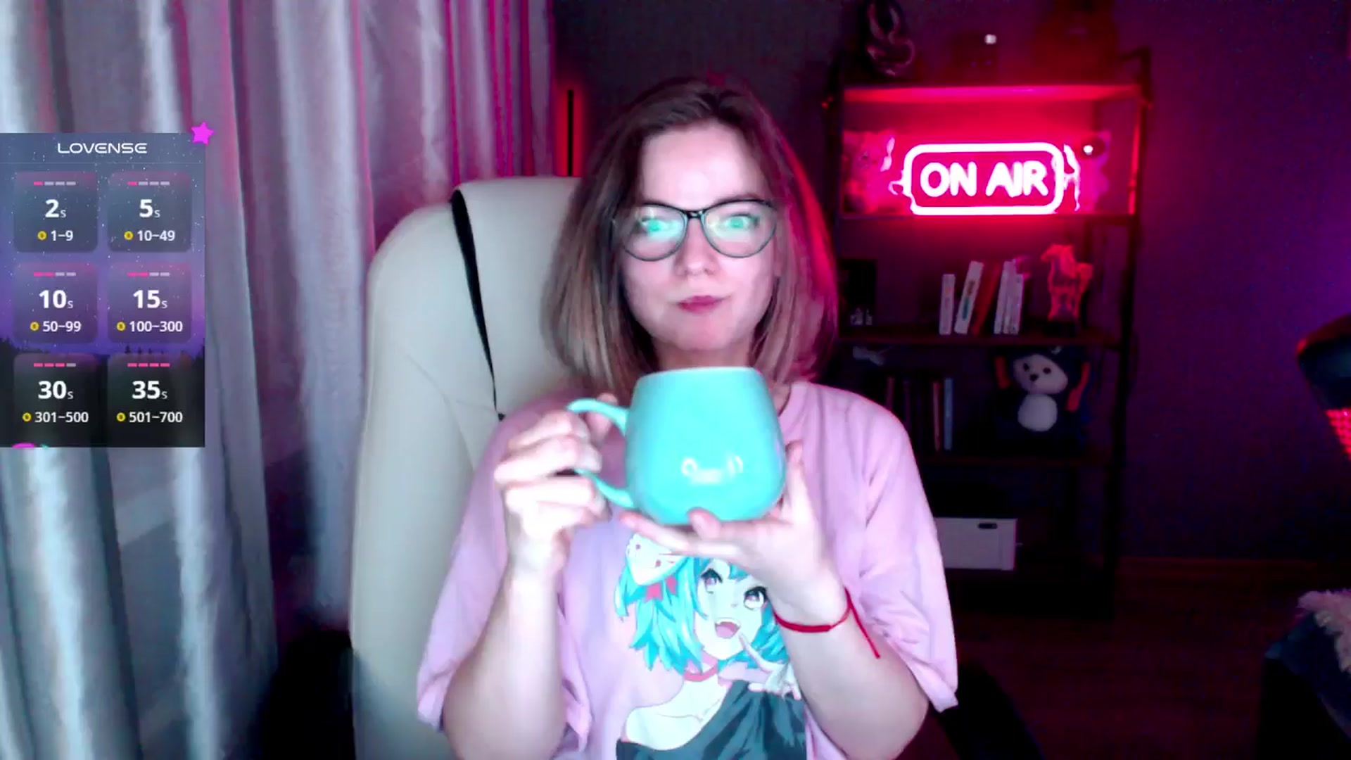 Gallery image thumbnail from MewTwo's myfreecams stream on, 10/31/2024, 03:17 image 15 of 20
