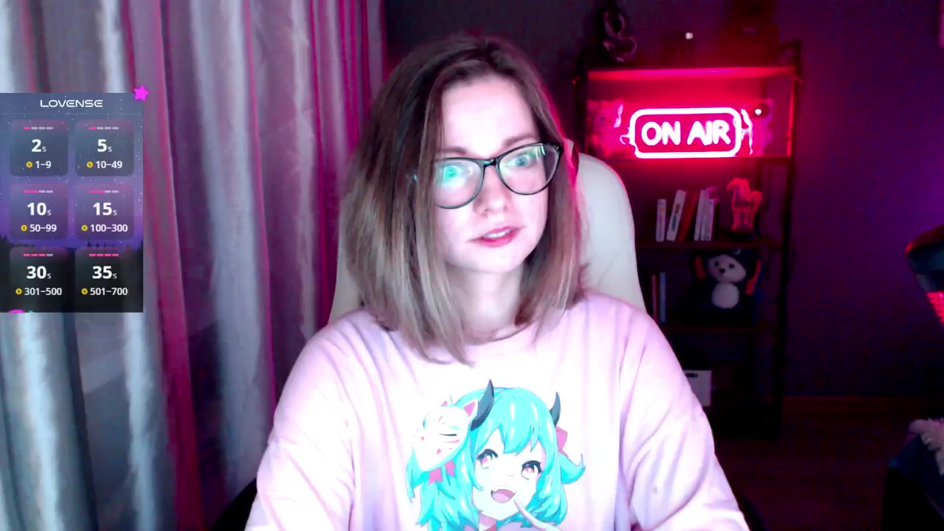 Gallery image thumbnail from MewTwo's myfreecams stream on, 10/31/2024, 03:17 image 13 of 20