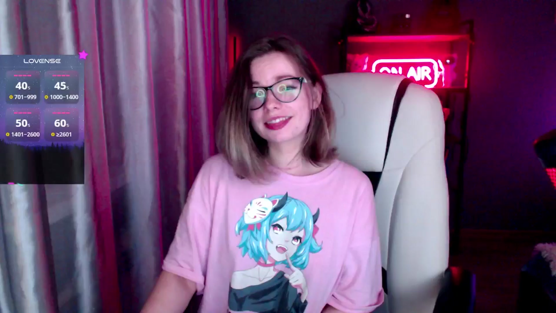 Gallery image thumbnail from MewTwo's myfreecams stream on, 10/31/2024, 03:17 image 19 of 20