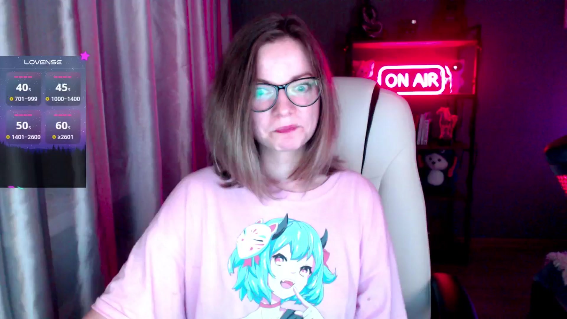 Gallery image thumbnail from MewTwo's myfreecams stream on, 10/31/2024, 03:17 image 9 of 20