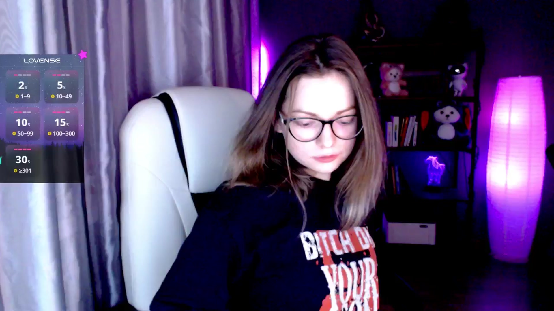 Gallery image thumbnail from MewTwo's myfreecams stream on, 11/19/2024, 21:44 image 8 of 20