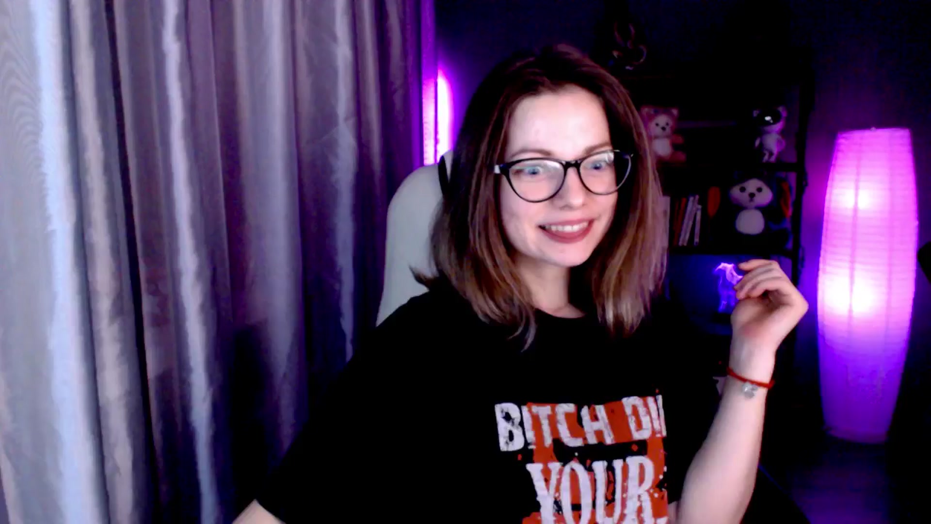 Gallery image thumbnail from MewTwo's myfreecams stream on, 11/19/2024, 21:44 image 13 of 20