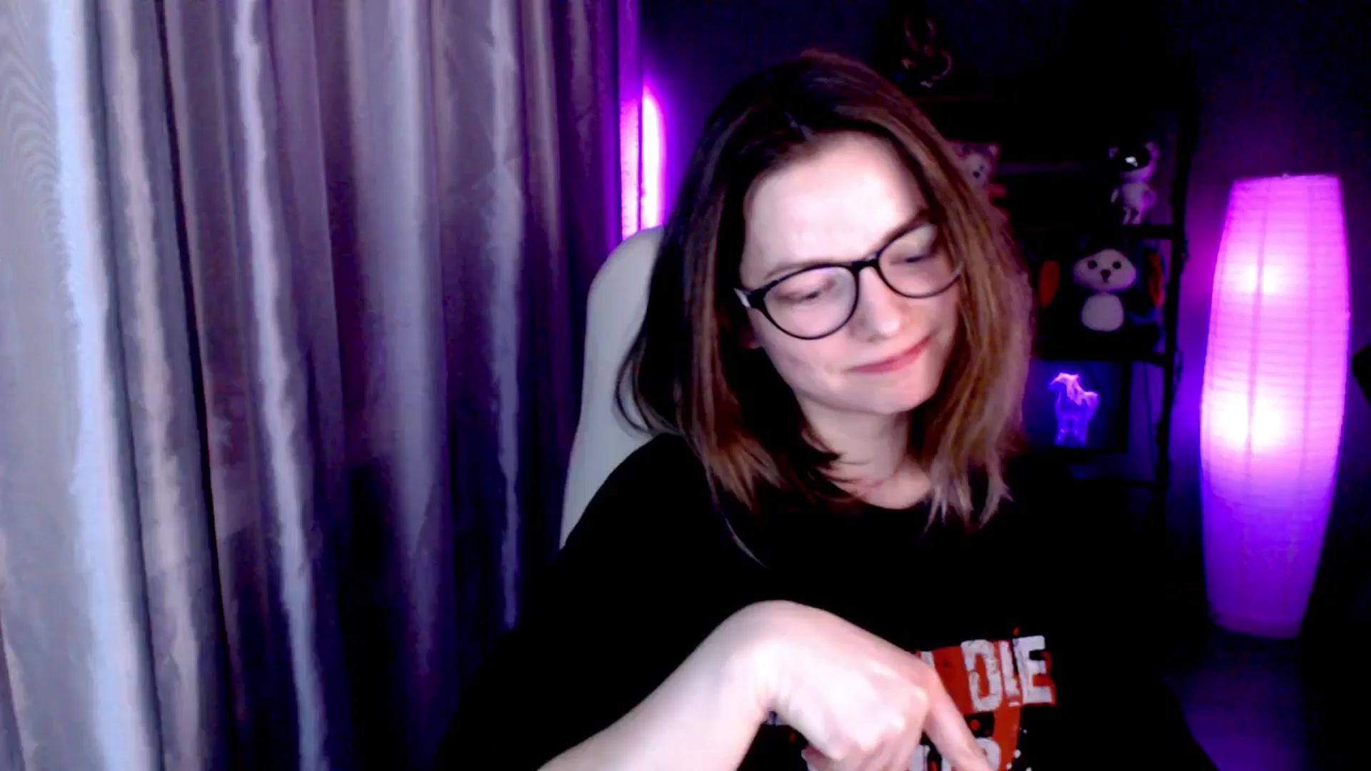 Gallery image thumbnail from MewTwo's myfreecams stream on, 11/19/2024, 21:44 image 19 of 20