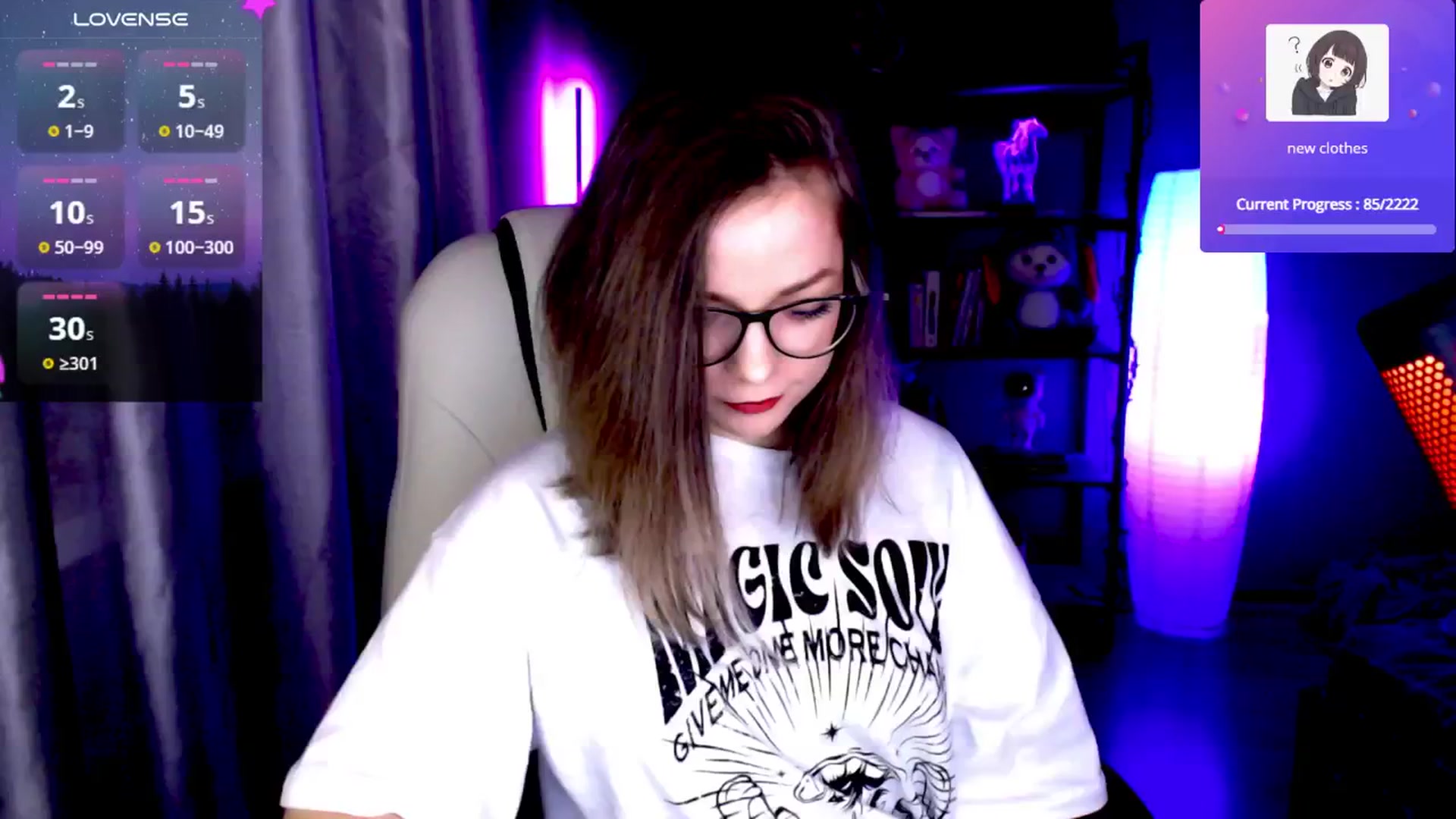 Gallery image thumbnail from MewTwo's myfreecams stream on, 12/16/2024, 24:00 image 8 of 20