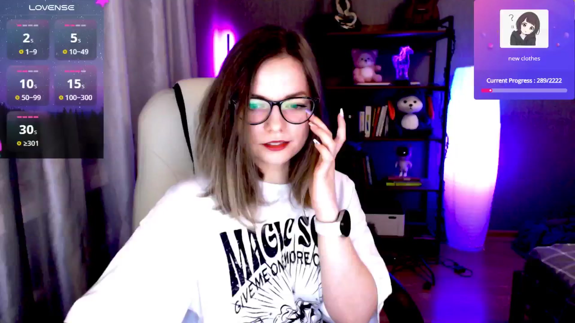 Gallery image thumbnail from MewTwo's myfreecams stream on, 12/16/2024, 01:44 image 16 of 20
