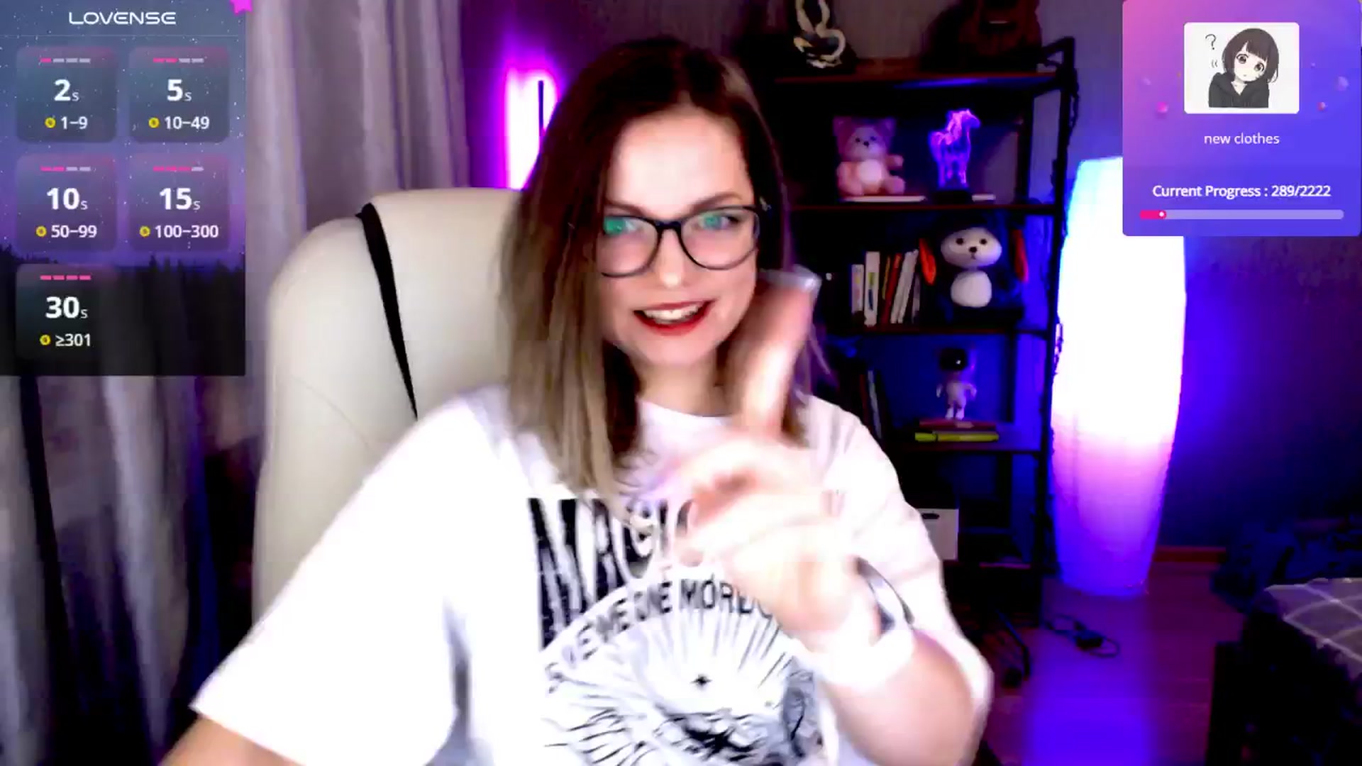 Gallery image thumbnail from MewTwo's myfreecams stream on, 12/16/2024, 01:44 image 11 of 20
