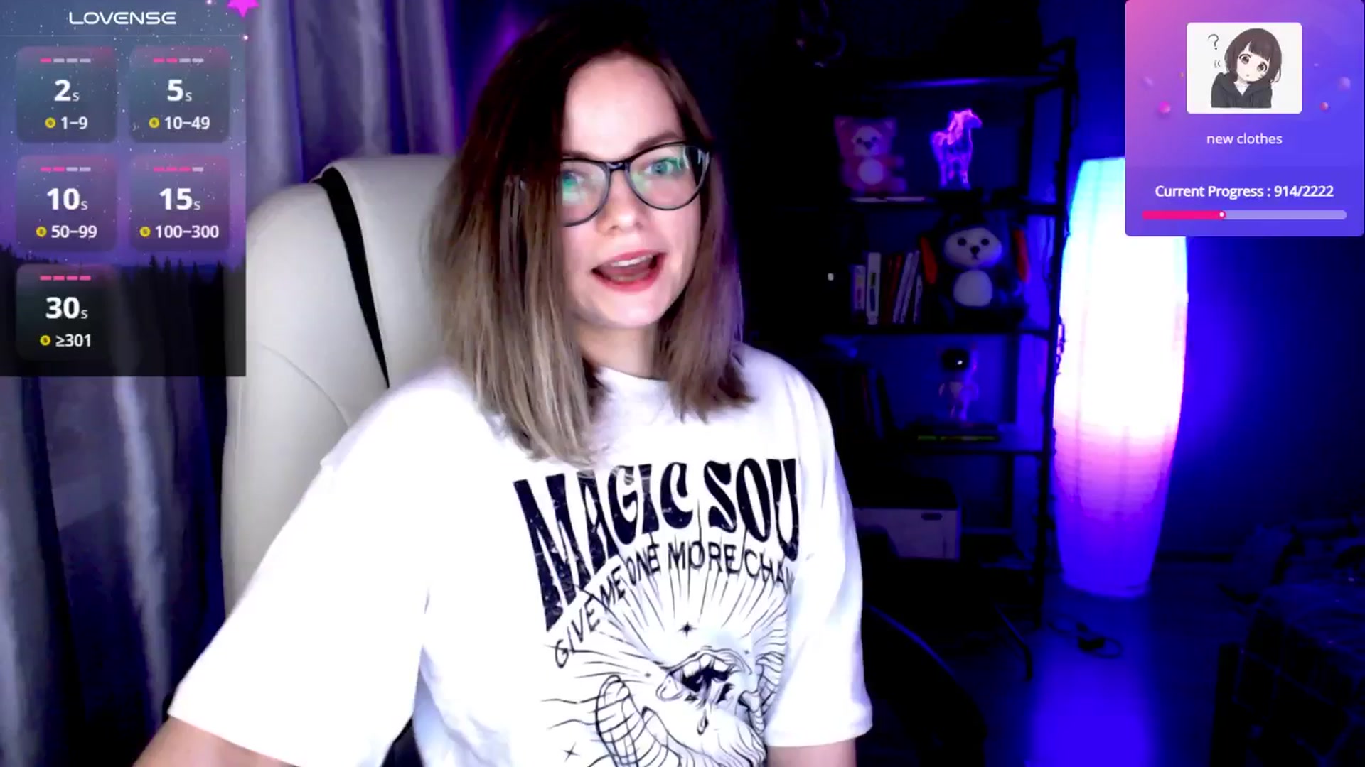 Gallery image thumbnail from MewTwo's myfreecams stream on, 12/16/2024, 04:29 image 18 of 20