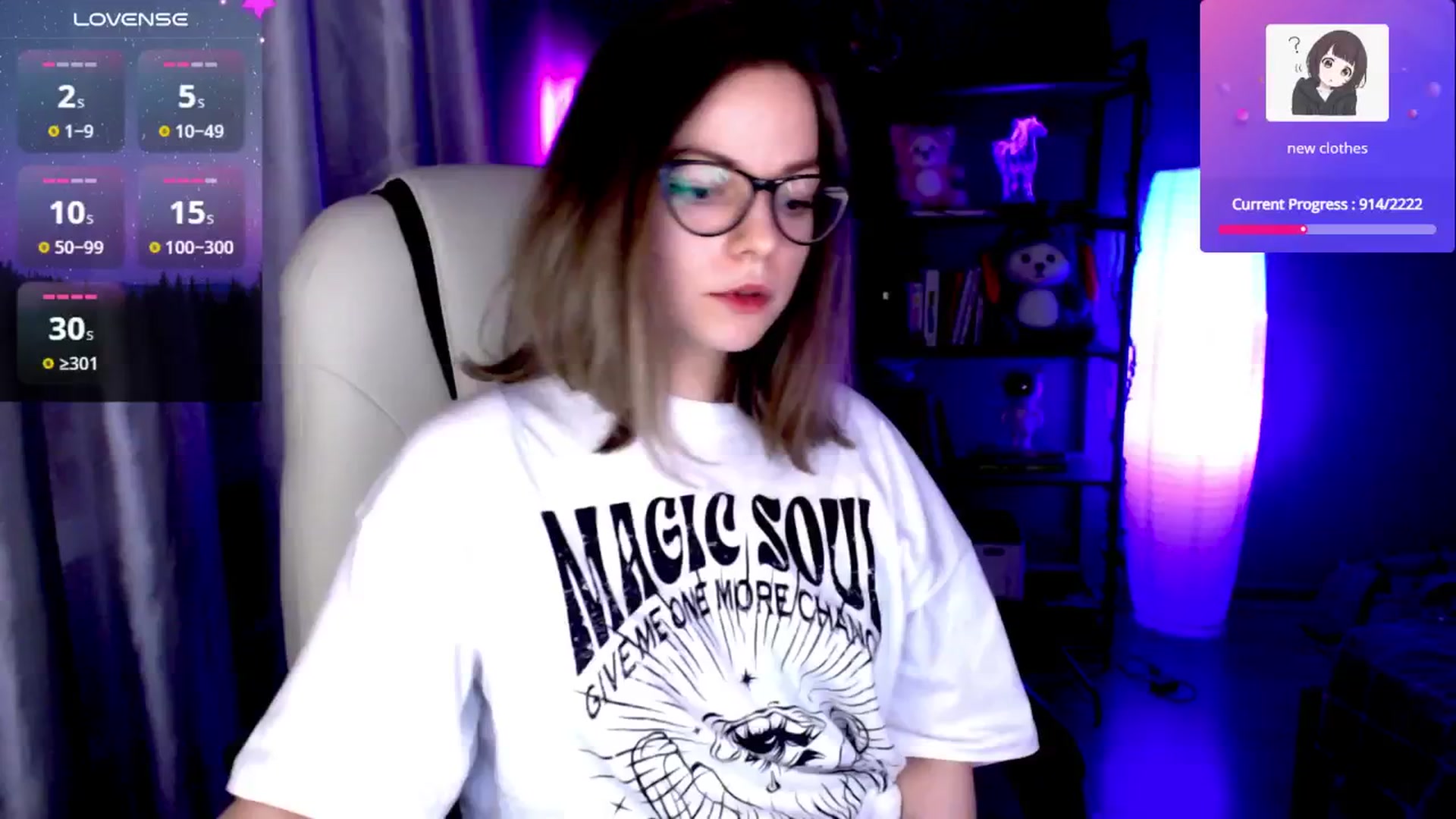 Gallery image thumbnail from MewTwo's myfreecams stream on, 12/16/2024, 04:29 image 16 of 20