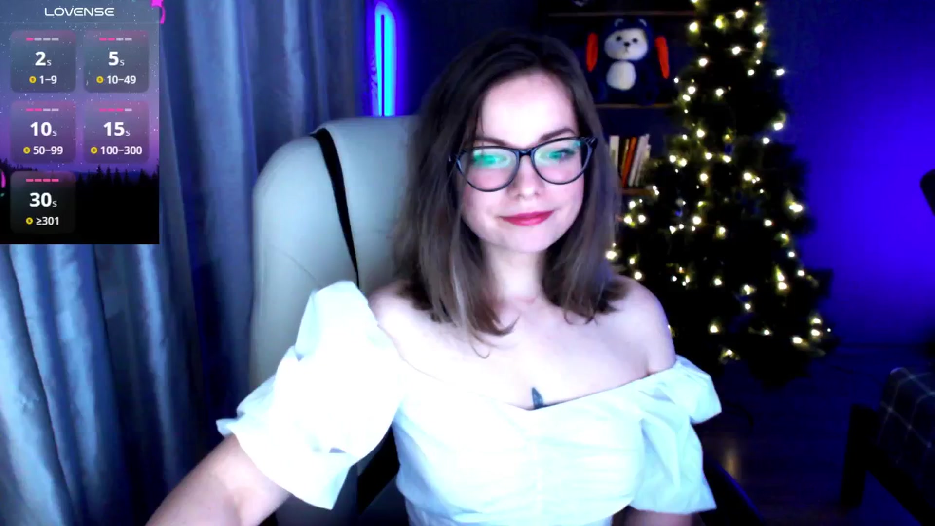 Gallery image thumbnail from MewTwo's myfreecams stream on, 12/31/2024, 24:06 image 2 of 20