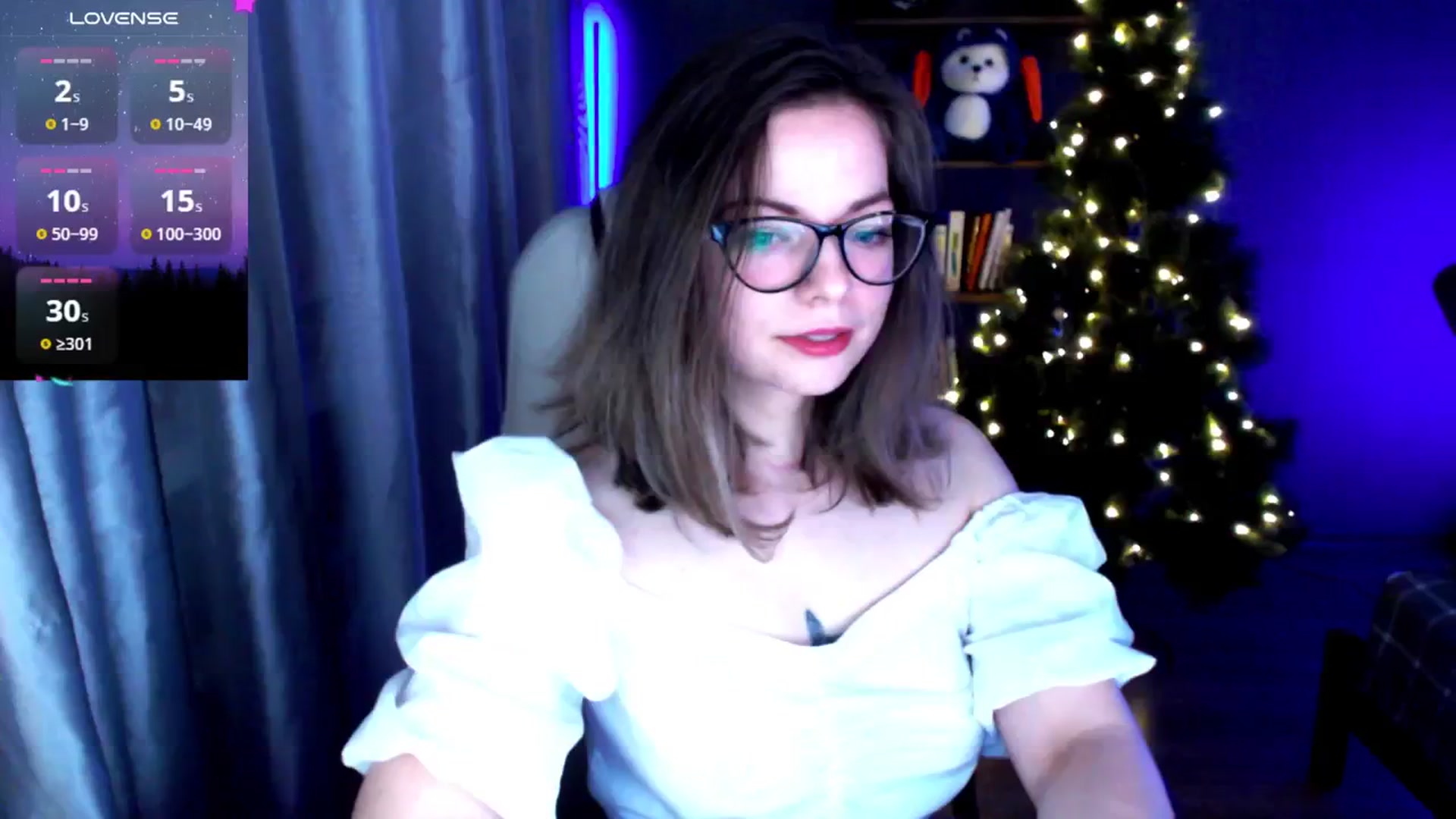 Gallery image thumbnail from MewTwo's myfreecams stream on, 12/31/2024, 24:06 image 5 of 20
