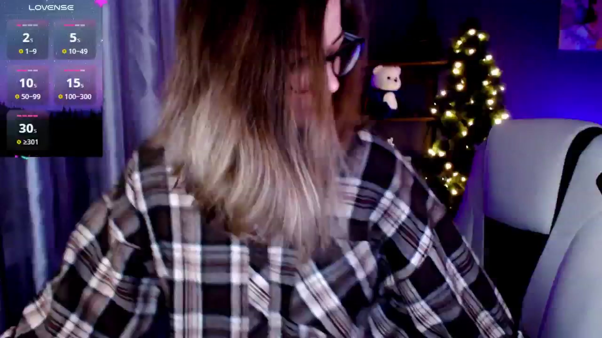 Gallery image thumbnail from MewTwo's myfreecams stream on, 01/13/2025, 24:36 image 2 of 20