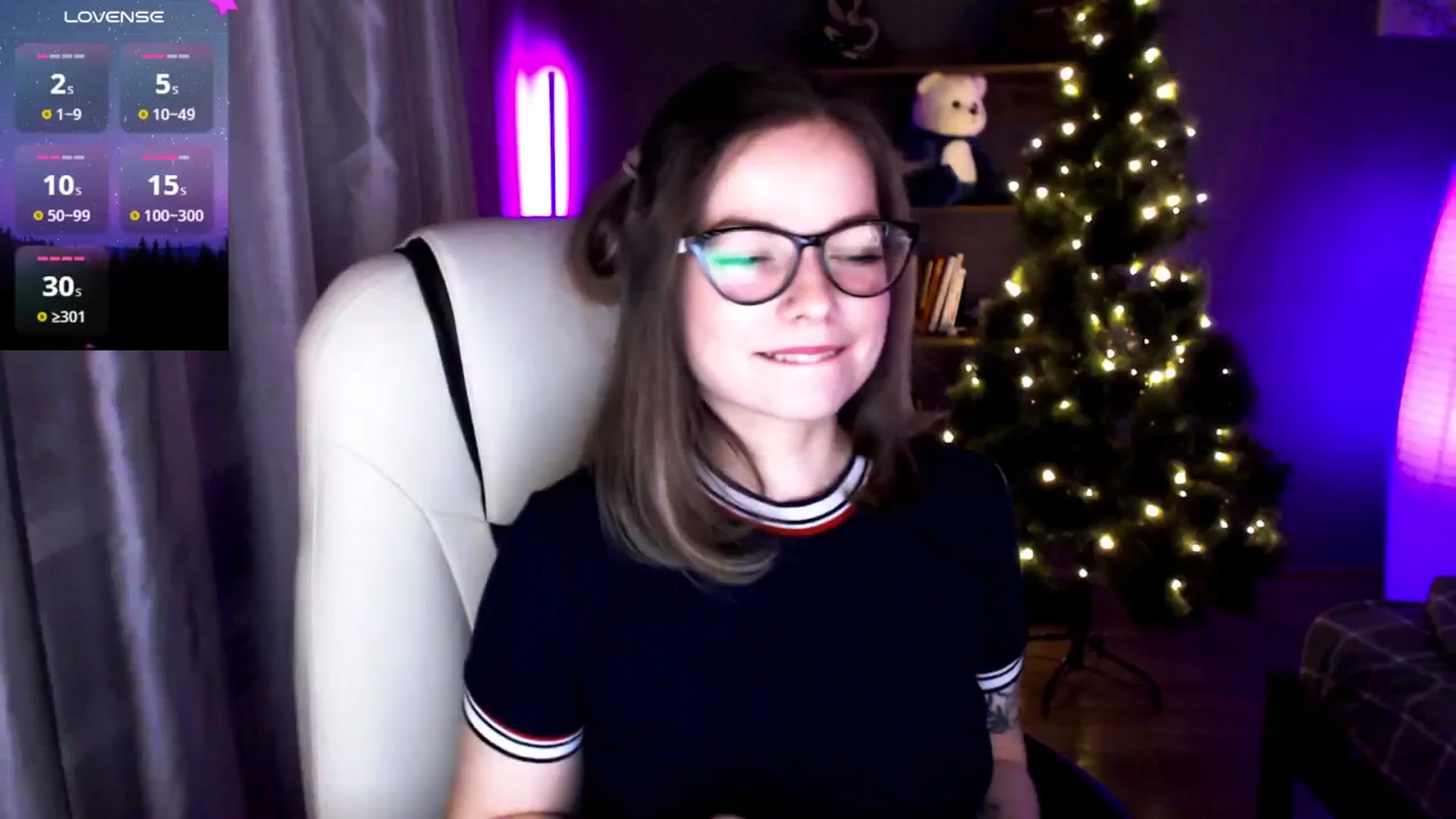 Gallery image thumbnail from MewTwo's myfreecams stream on, 01/17/2025, 22:31 image 12 of 20