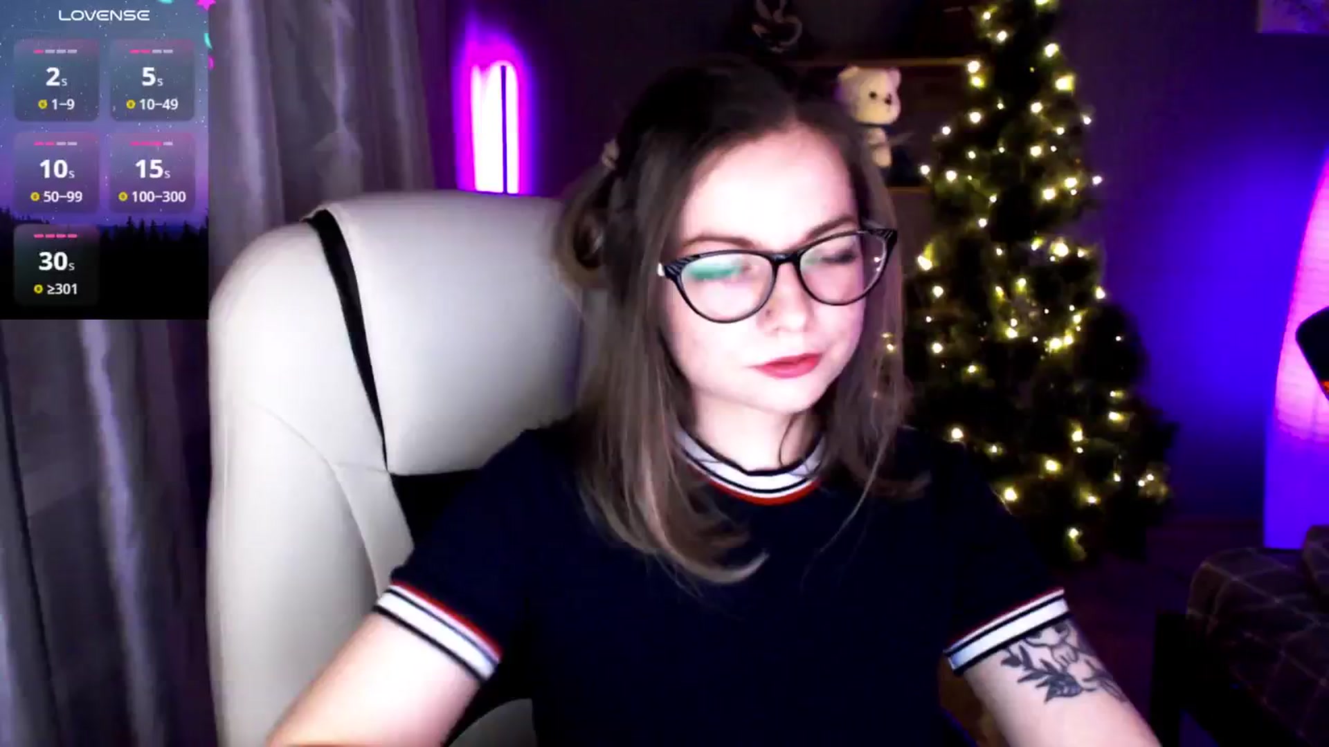 Gallery image thumbnail from MewTwo's myfreecams stream on, 01/17/2025, 22:31 image 2 of 20