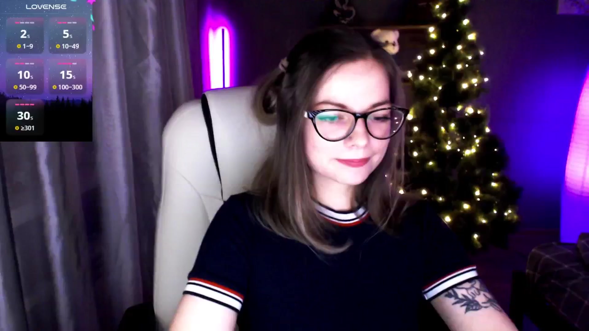 Gallery image thumbnail from MewTwo's myfreecams stream on, 01/17/2025, 22:31 image 18 of 20
