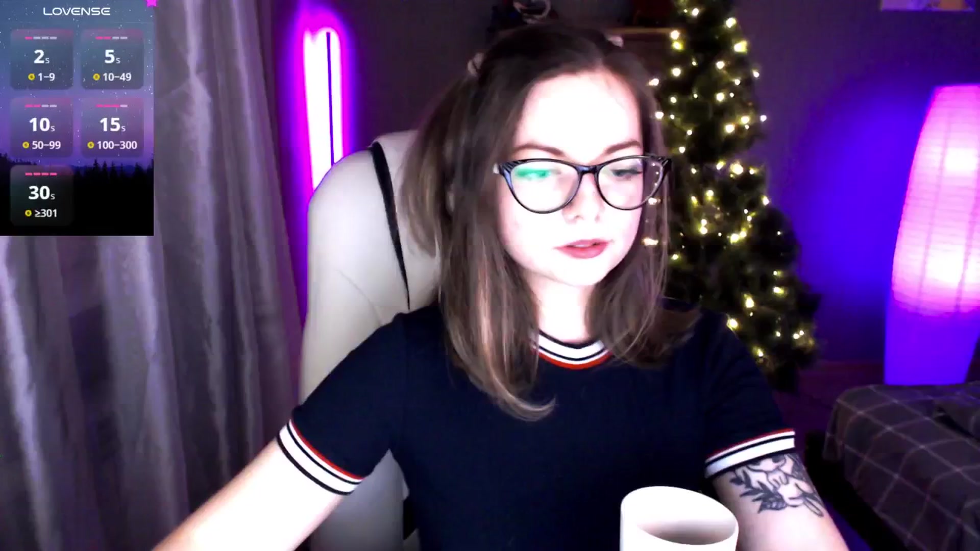 Gallery image thumbnail from MewTwo's myfreecams stream on, 01/18/2025, 24:53 image 17 of 20