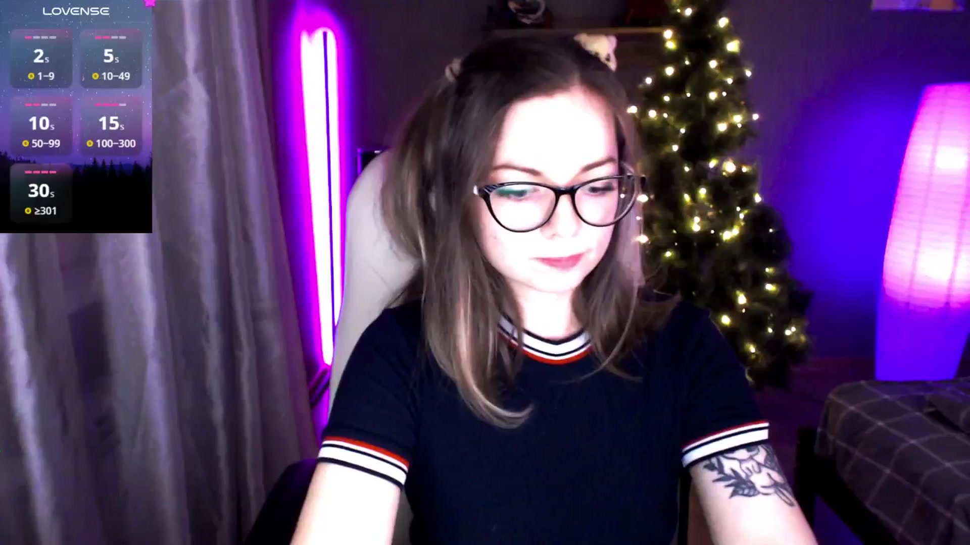 Gallery image thumbnail from MewTwo's myfreecams stream on, 01/18/2025, 24:53 image 13 of 20