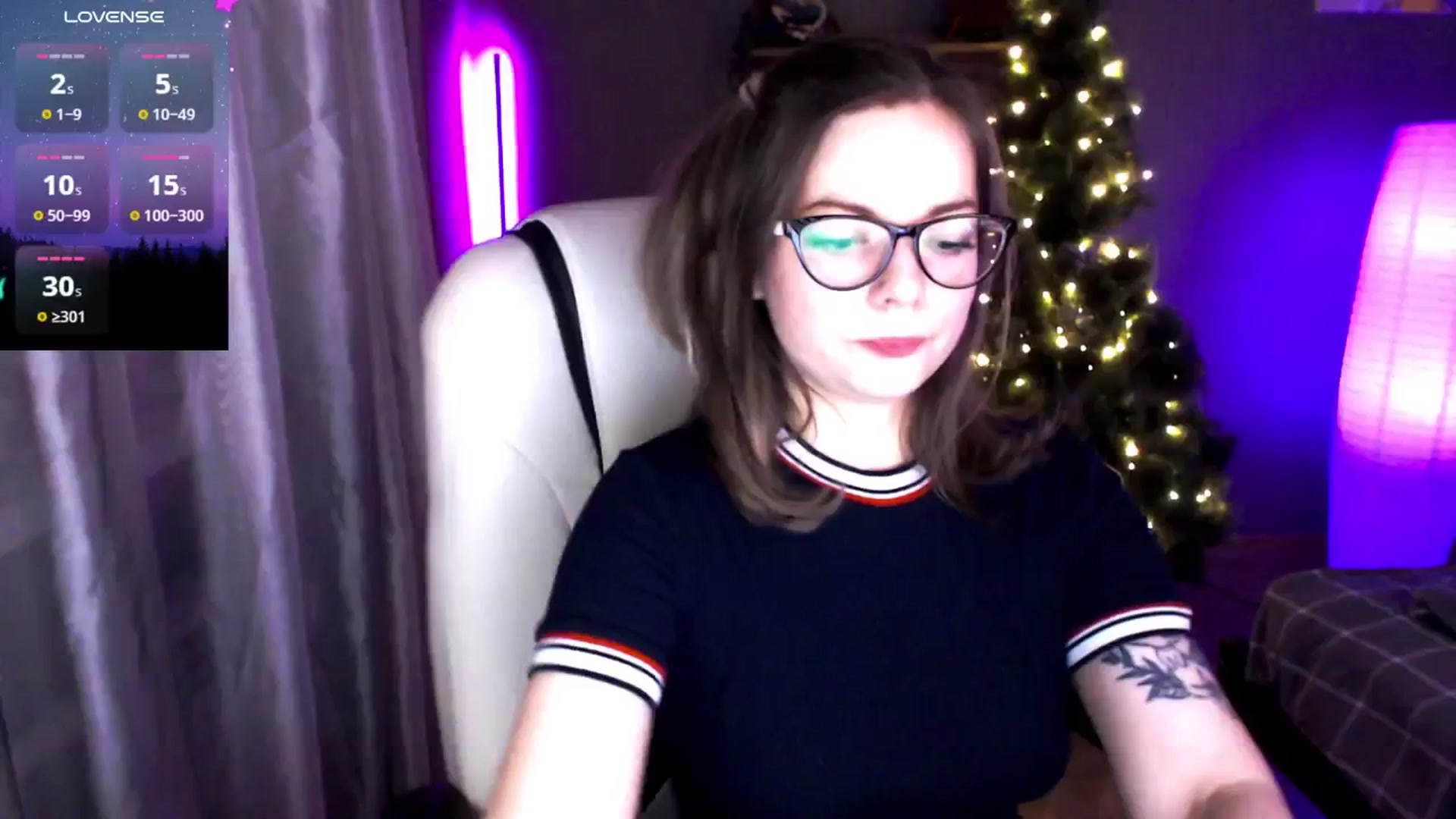 Gallery image thumbnail from MewTwo's myfreecams stream on, 01/18/2025, 24:53 image 7 of 20