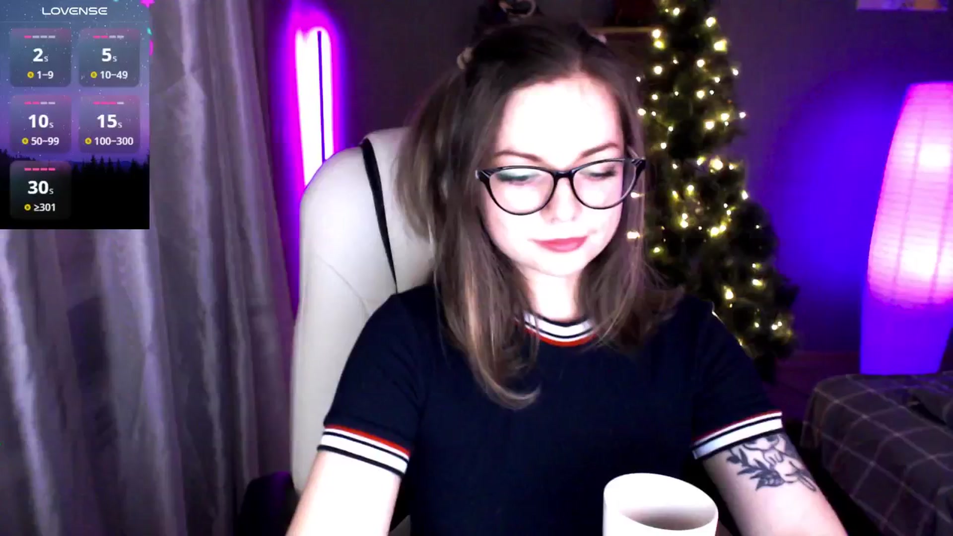 Gallery image thumbnail from MewTwo's myfreecams stream on, 01/18/2025, 24:53 image 18 of 20