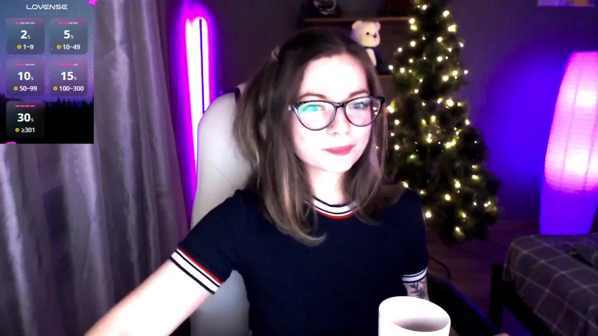 Gallery image thumbnail from MewTwo's myfreecams stream on, 01/18/2025, 24:53 image 17 of 20