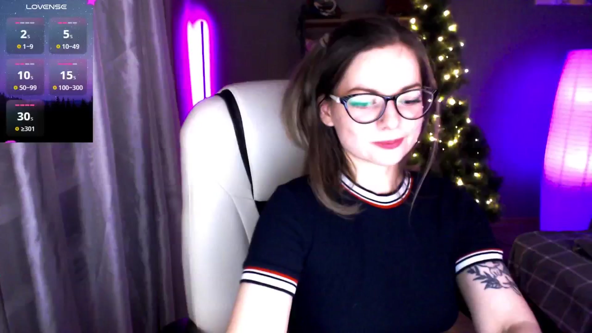 Gallery image thumbnail from MewTwo's myfreecams stream on, 01/18/2025, 24:53 image 1 of 20
