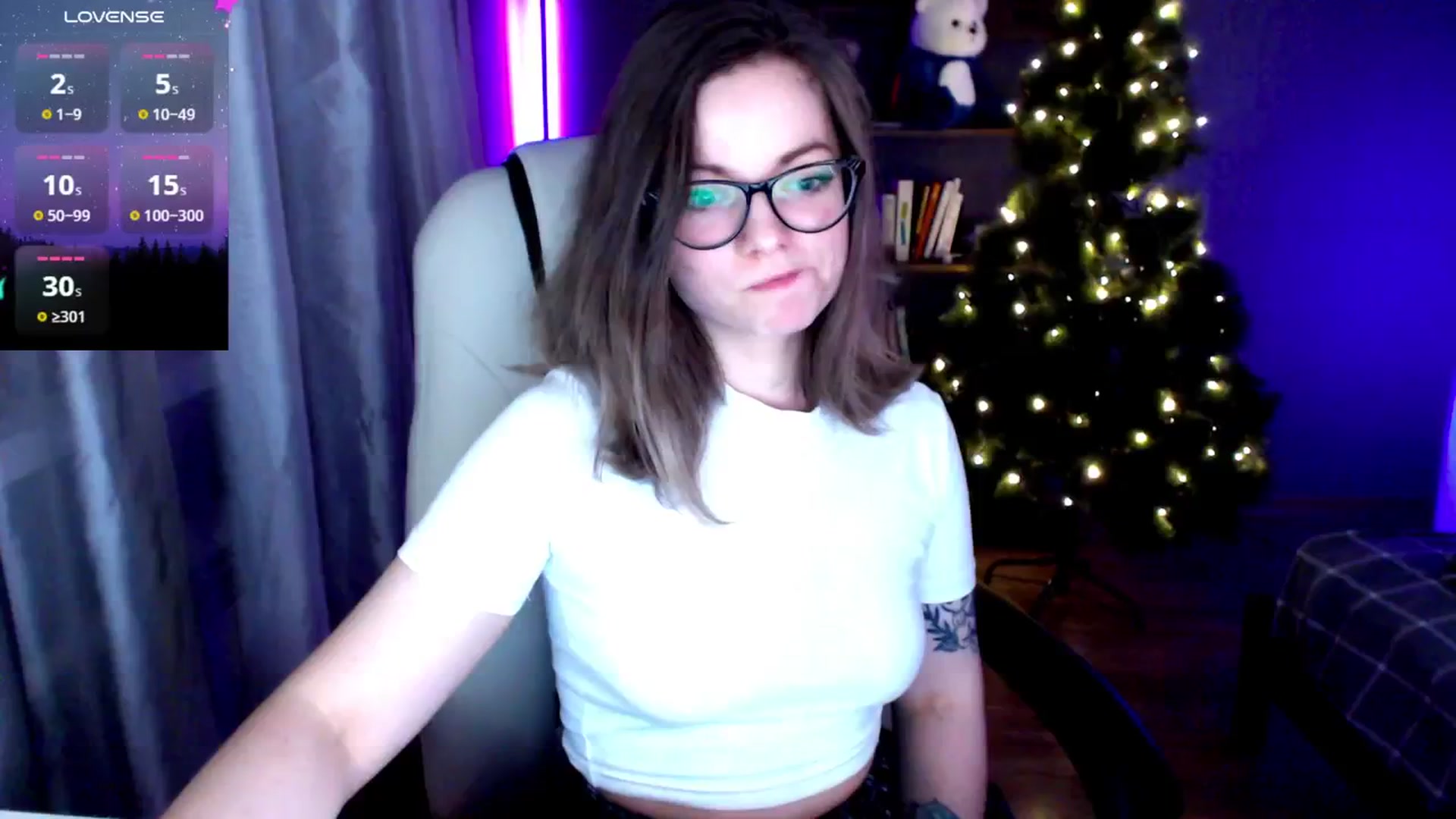 Gallery image thumbnail from MewTwo's myfreecams stream on, 01/19/2025, 24:18 image 11 of 20