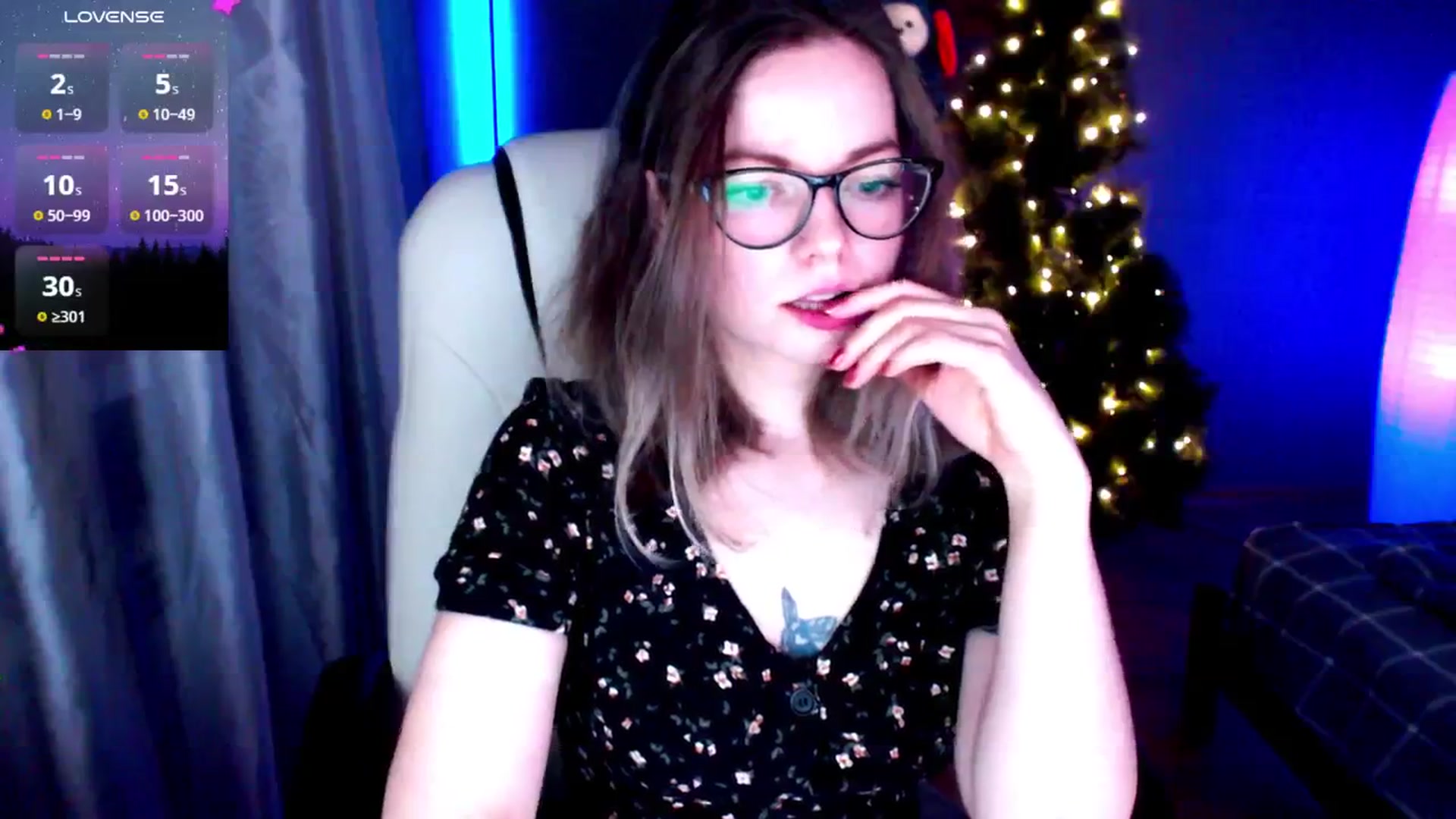Gallery image thumbnail from MewTwo's myfreecams stream on, 01/22/2025, 24:01 image 18 of 20